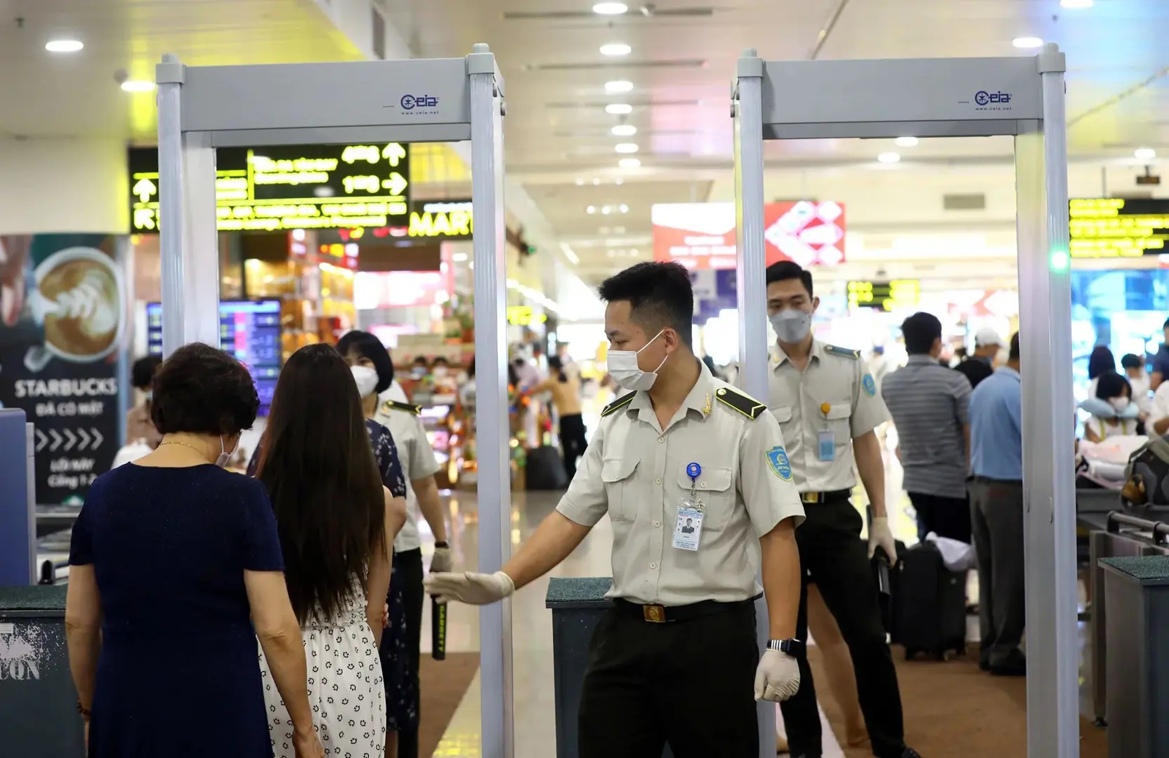 Siết chặt kiểm soát an ninh hàng không dịp Tết Nguyên đán