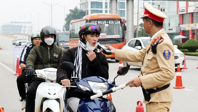 Lực lượng công an tăng cường tuần tra, kiểm soát, phòng ngừa tai nạn giao thông