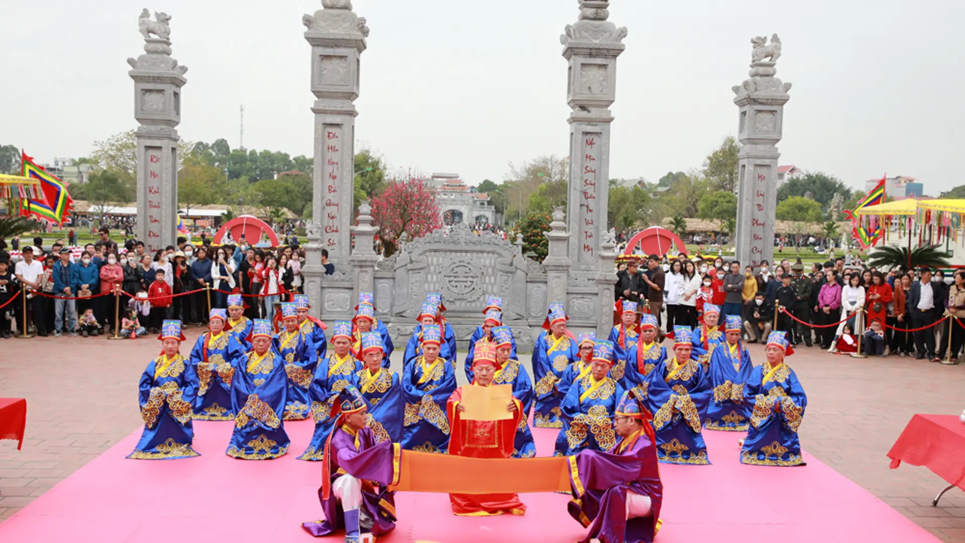 Bắc Giang: Tưng bừng khai hội Xương Giang