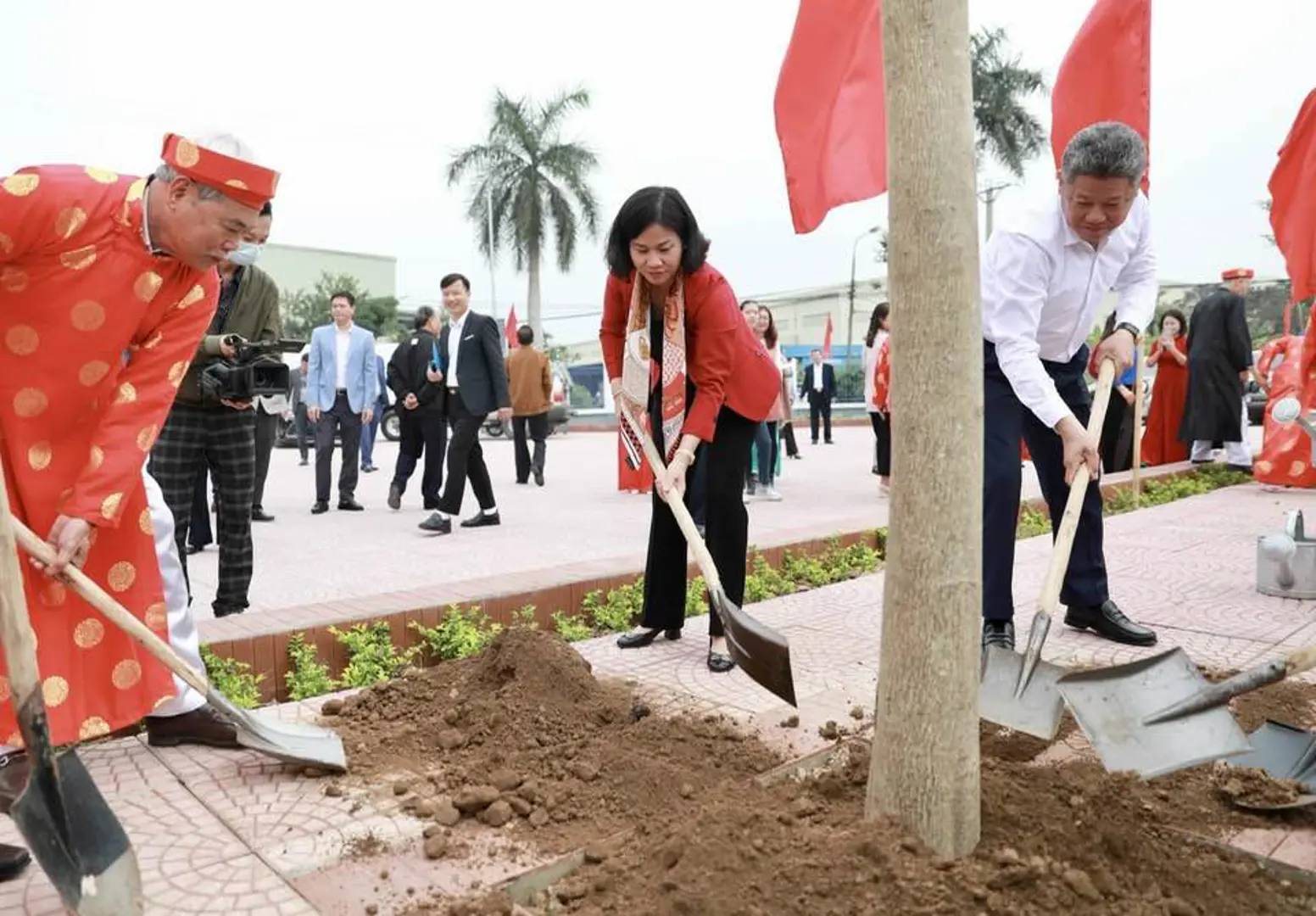 Huyện Thanh Trì: Phát động “Tết trồng cây” Xuân Giáp Thìn 2024