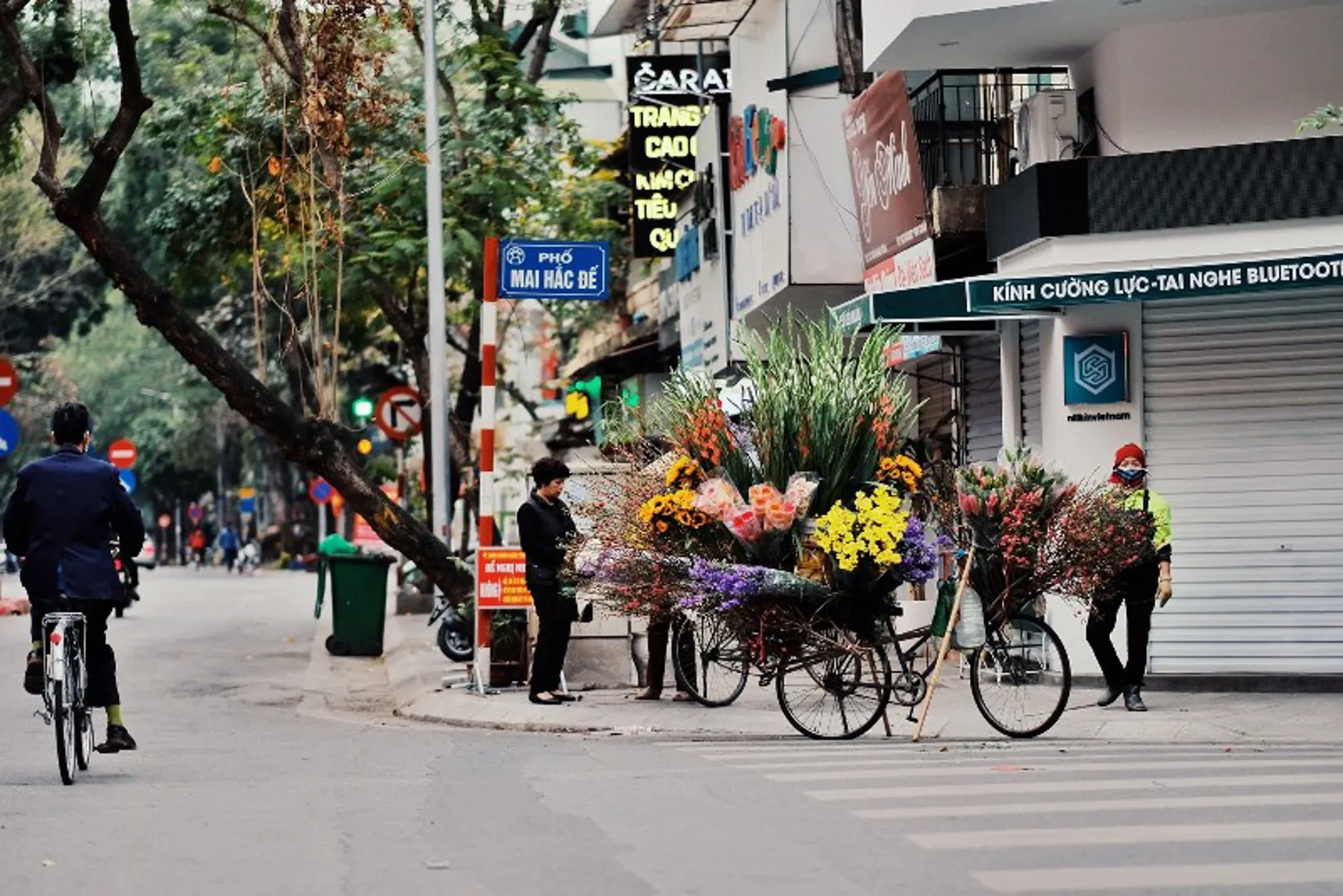 Dự báo thời tiết ngày 18/2/2024: Hà Nội sương mù bao phủ, trưa chiều nắng nhẹ