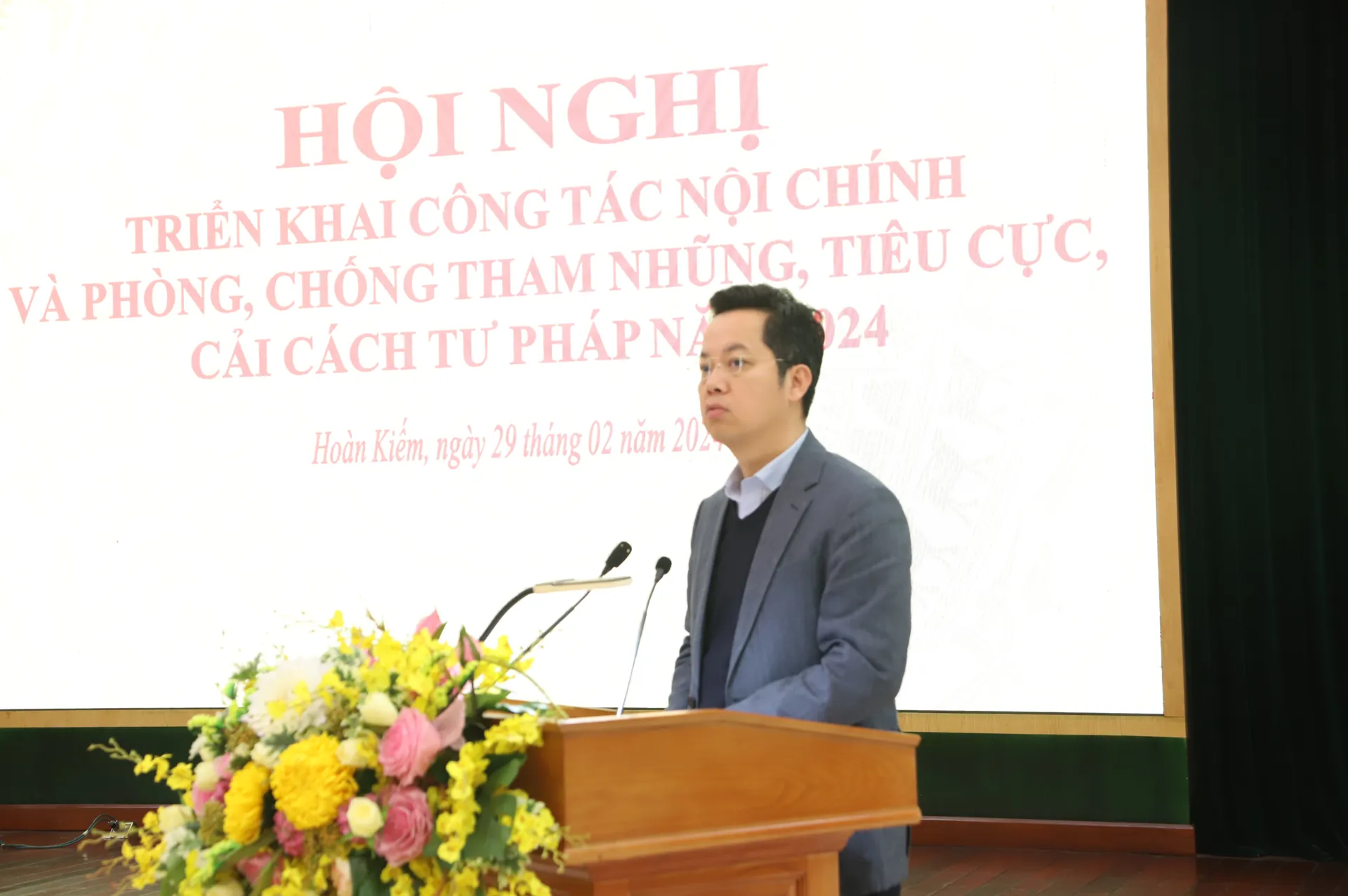 Nâng cao chất lượng, hiệu quả công tác nội chính và phòng, chống tham nhũng