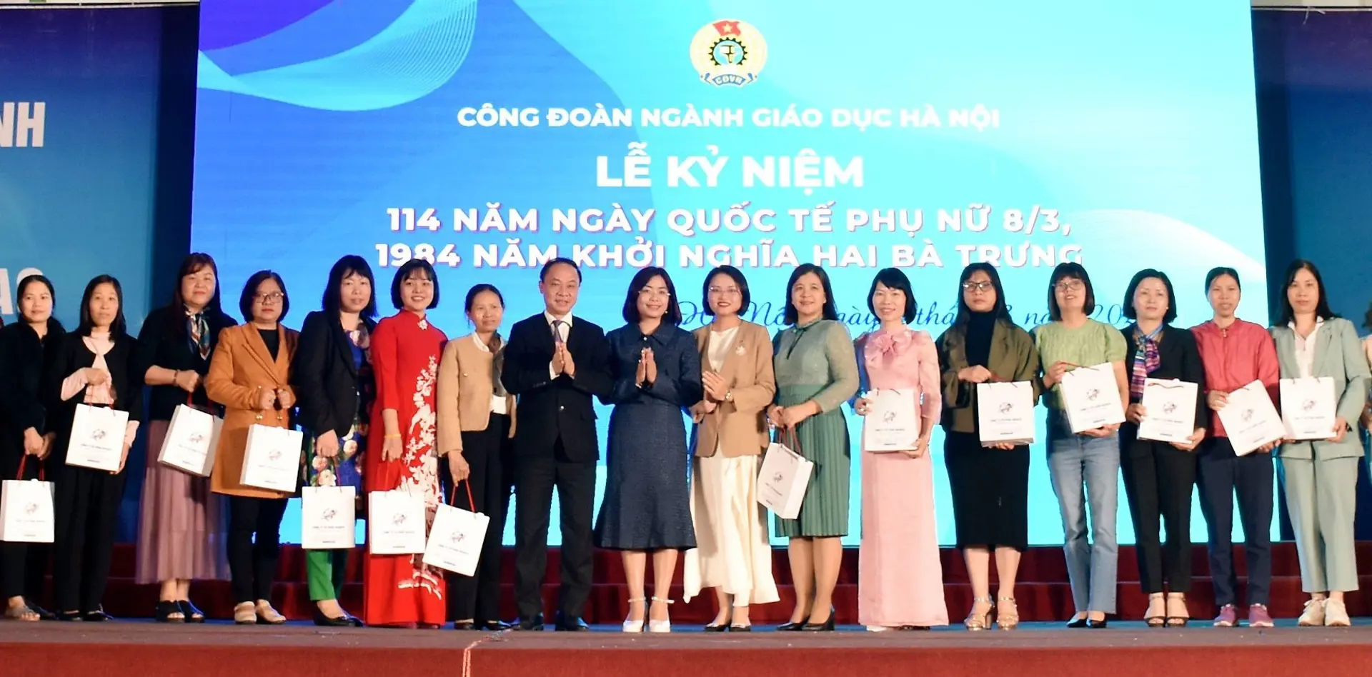 Công đoàn giáo dục Hà Nội tri ân 110.000 nữ cán bộ, giáo viên 