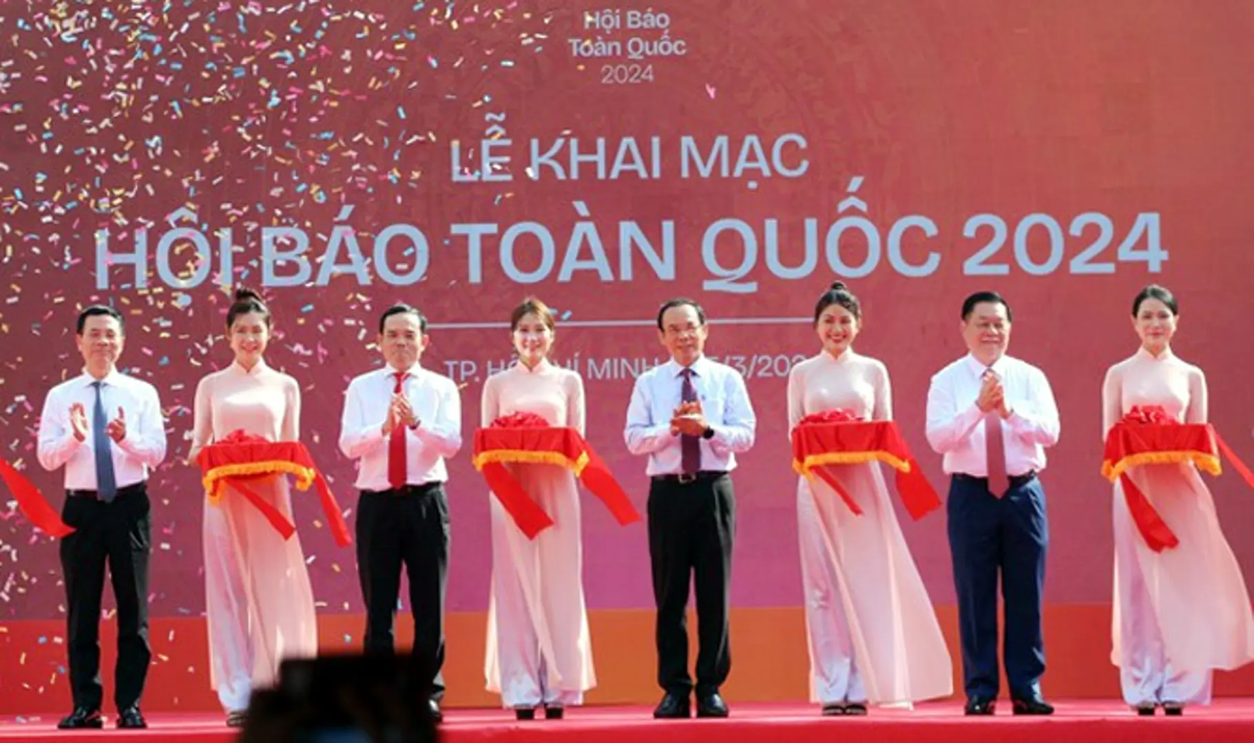 Tưng bừng khai mạc Hội Báo toàn quốc 2024