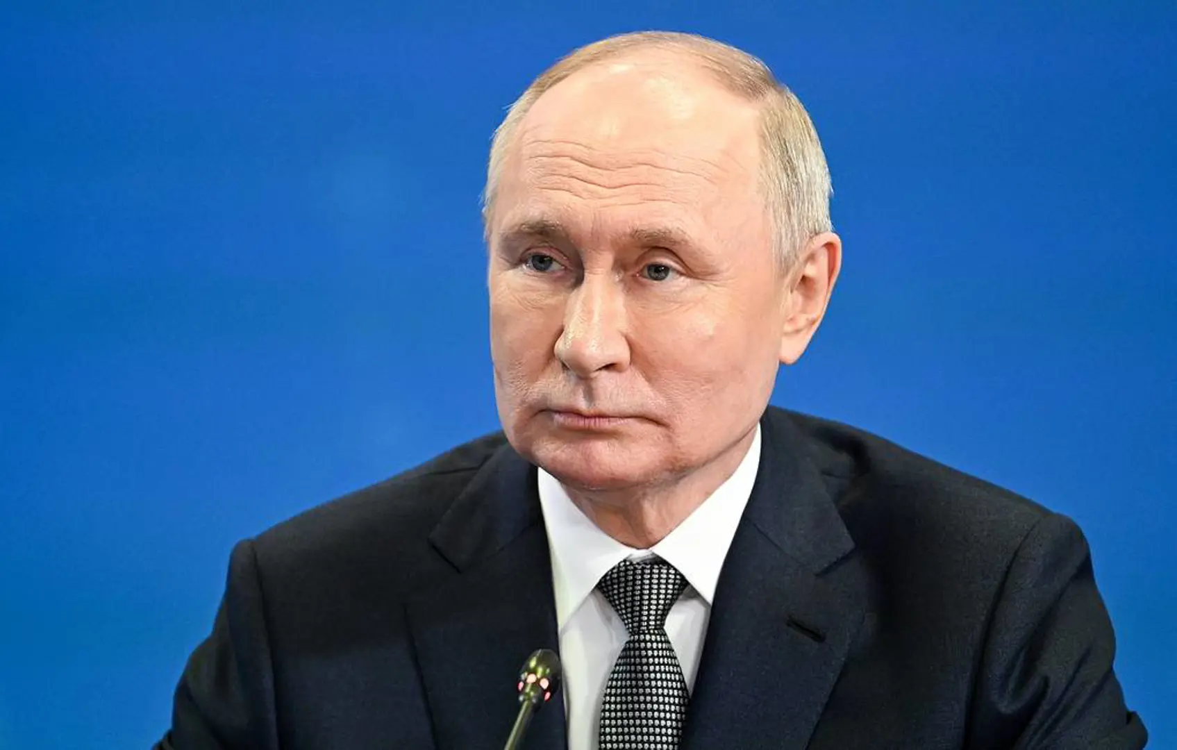 Ông Putin tái đắc cử với số phiếu áp đảo