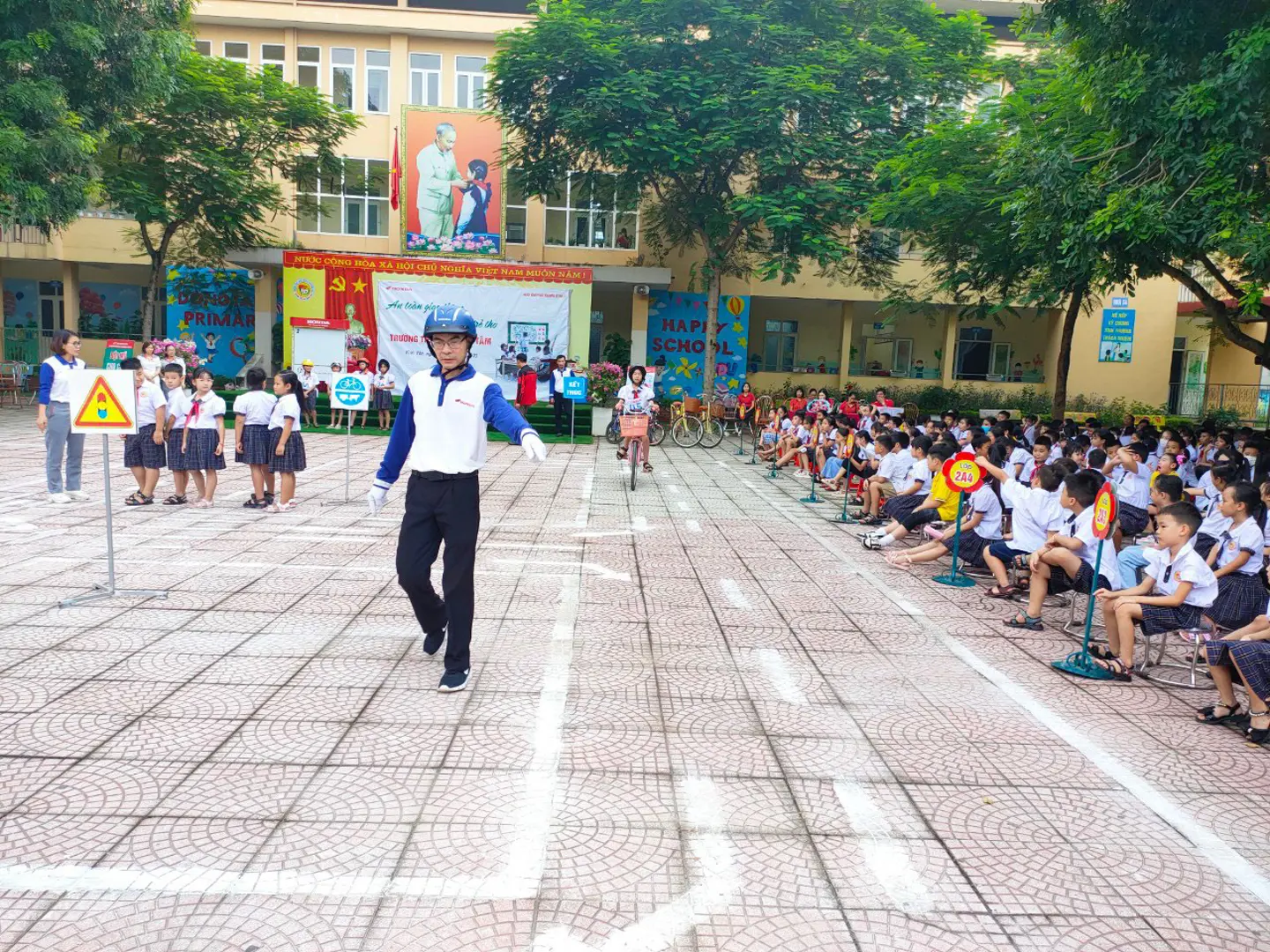 Vĩnh Phúc: Xây dựng văn hóa giao thông trong giáo viên, học sinh