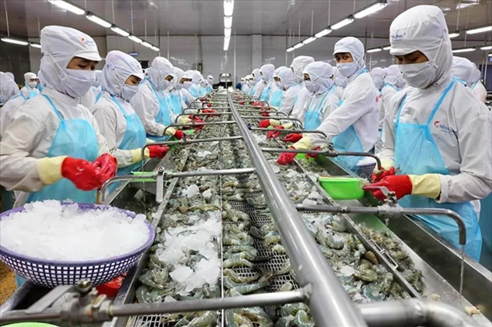 Phát huy vai trò nòng cốt, dẫn dắt, mở đường của doanh nghiệp nhà nước