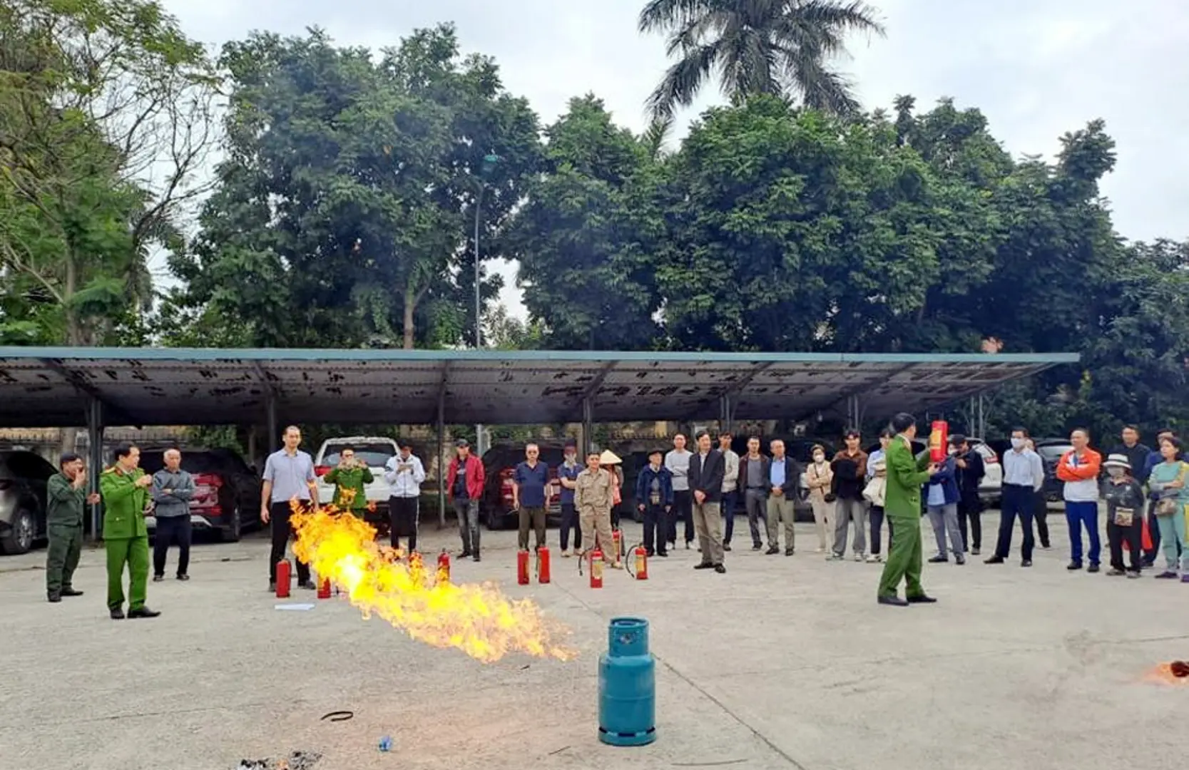 Quận Hoàng Mai: 10 giải pháp nhằm hạn chế tổn thất do cháy, nổ gây ra