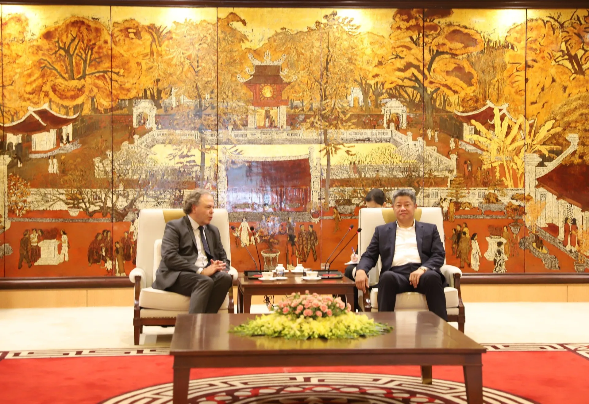 Tập đoàn Pháp mong muốn hợp tác đào tạo với Hà Nội