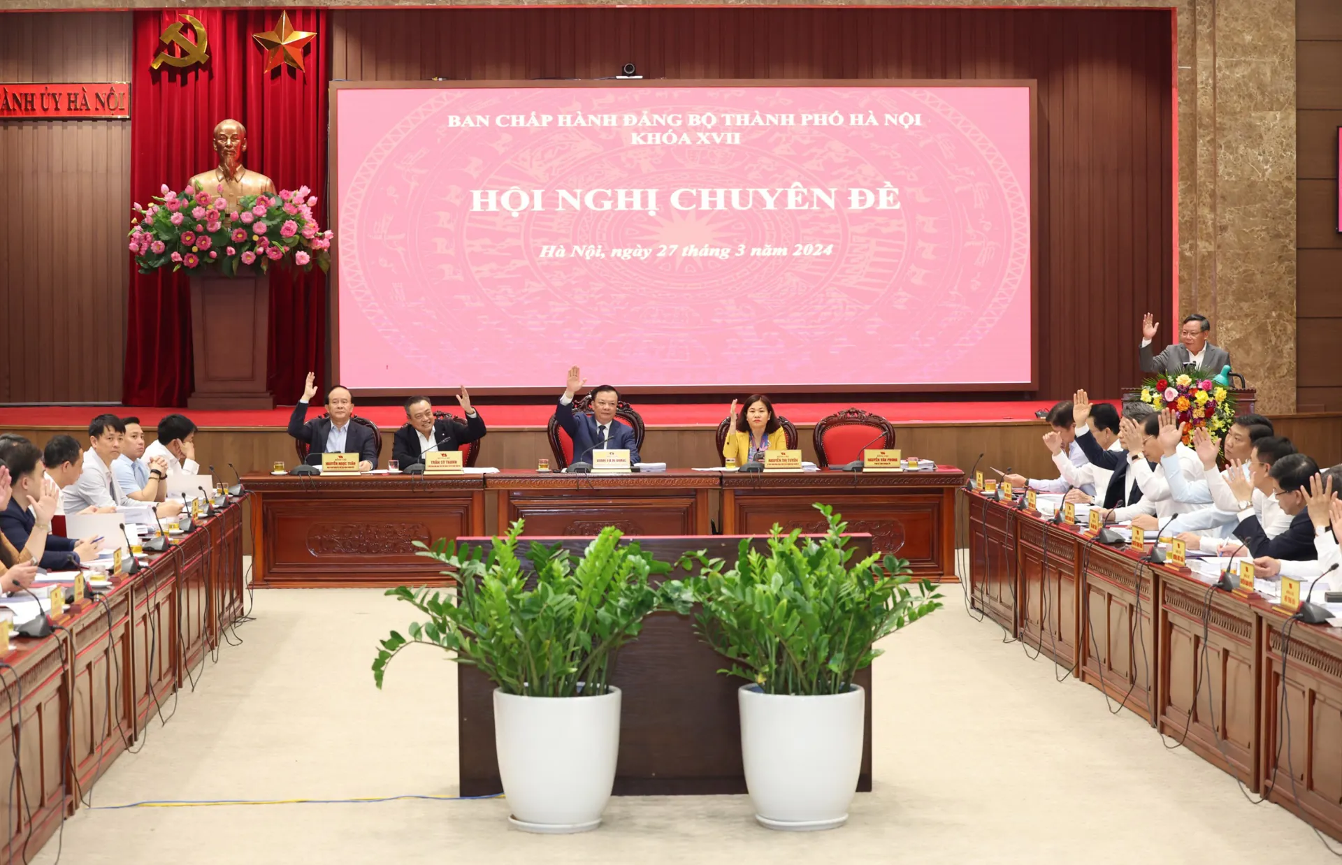 Tin tức tổng hợp hấp dẫn nhất trên báo in ra ngày 28/3/2024