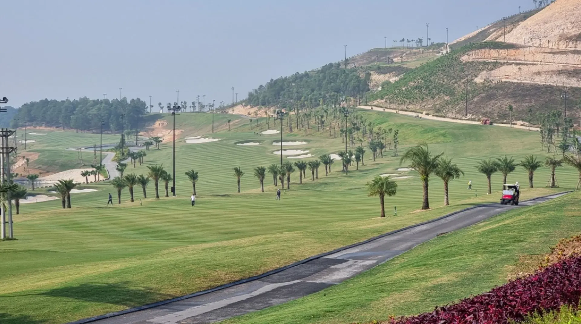 Bắc Giang: một nhân viên sân golf tử vong dưới hồ nước