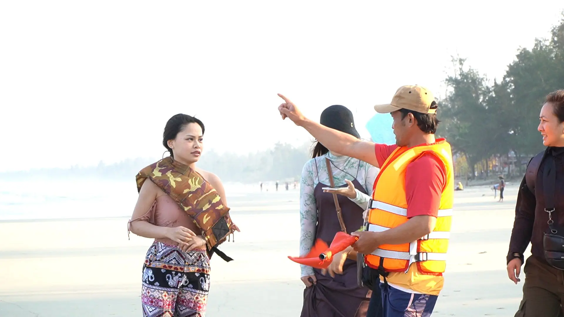 Quảng Ngãi: Xây dựng bãi tắm an toàn cho du khách