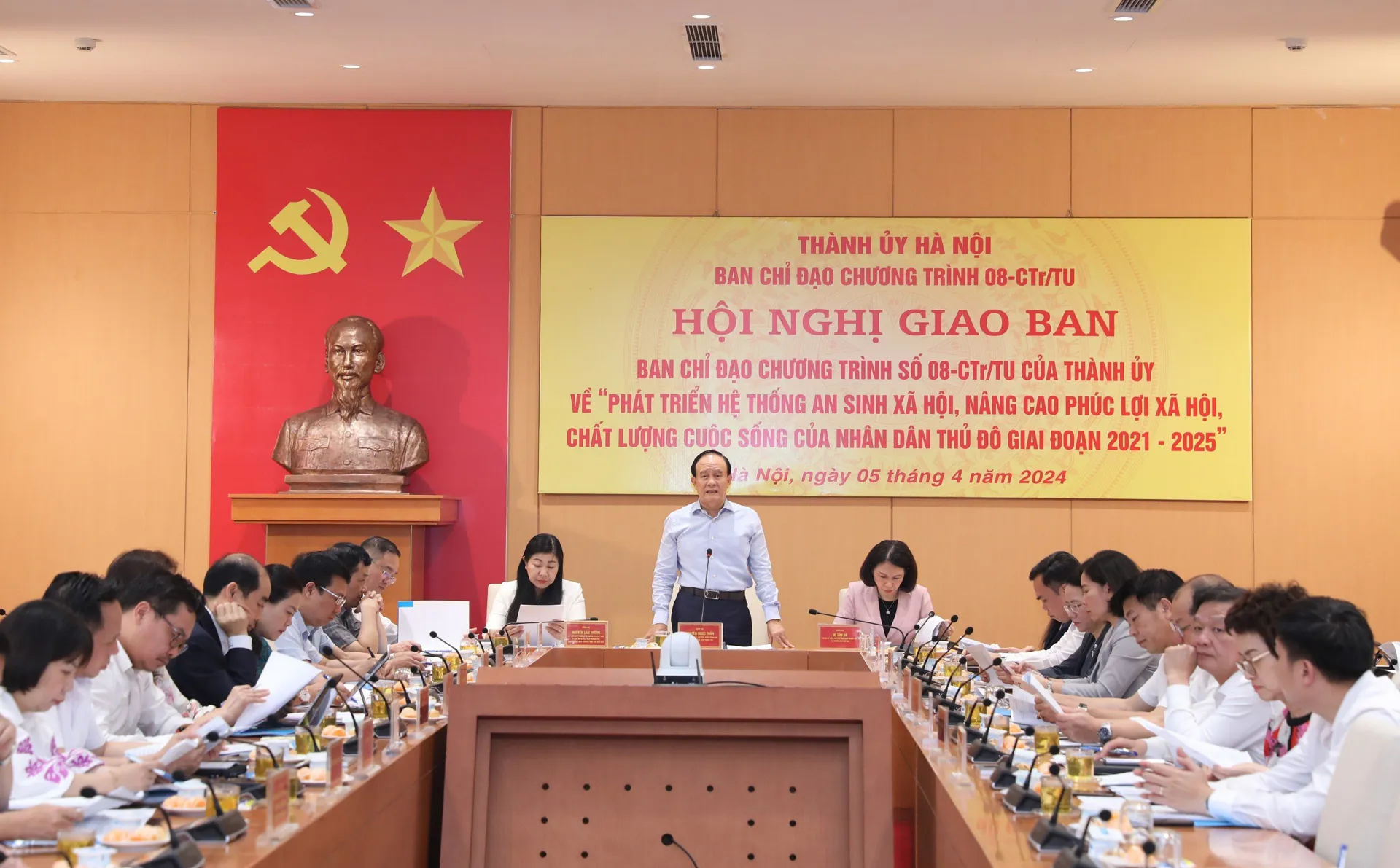 Hà Nội dành nguồn lực thực hiện kịp thời các chính sách an sinh, xã hội