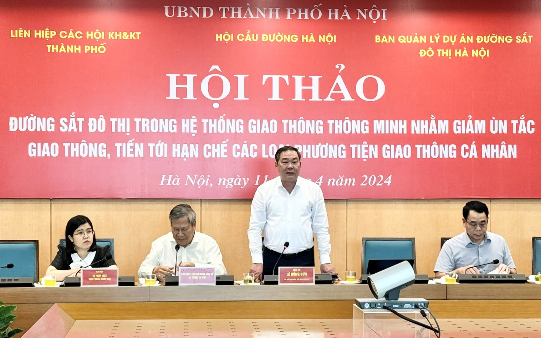 Hà Nội ưu tiên phát triển đô thị theo định hướng giao thông công cộng