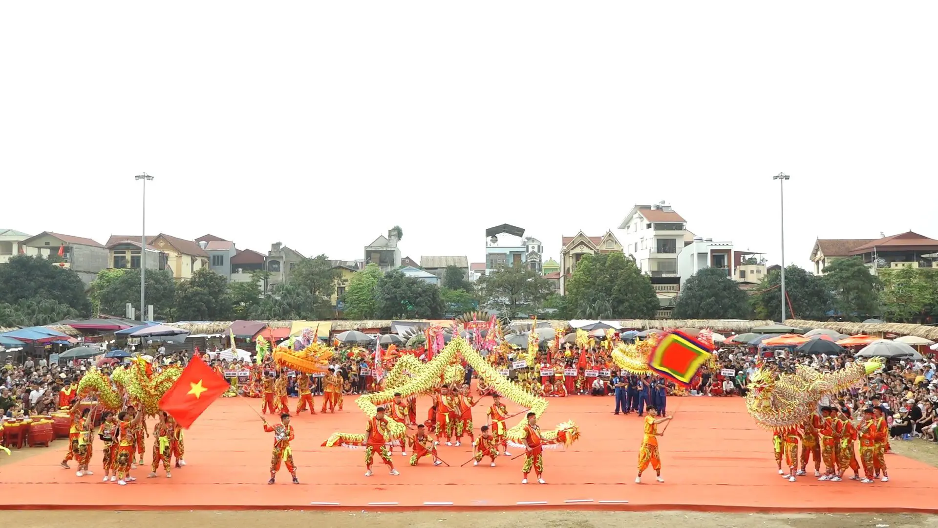 Mãn nhãn với Liên hoan nghệ thuật múa rồng huyện Thanh Oai lần thứ hai 2024