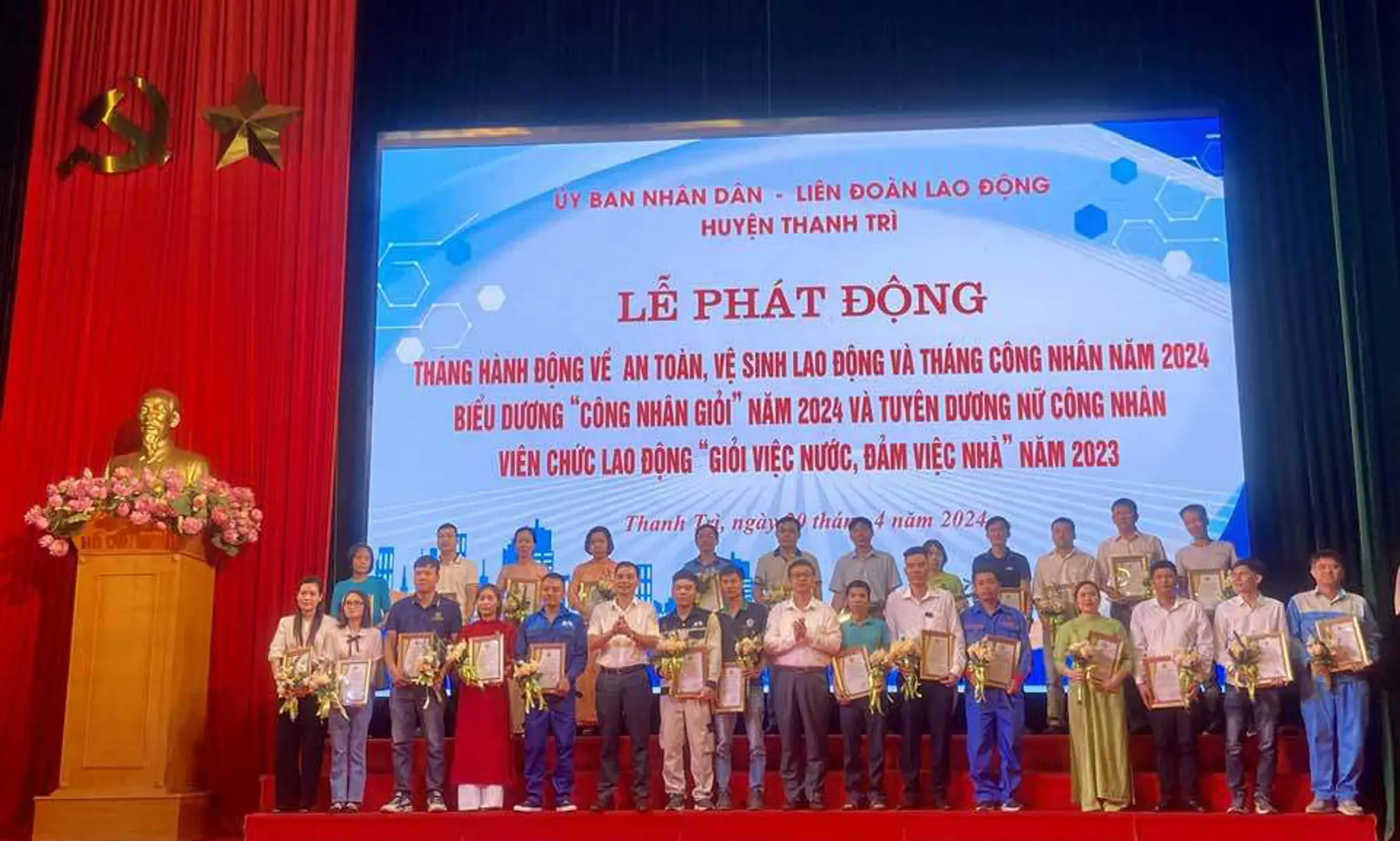 Huyện Thanh Trì: Hiệu quả phong trào thi đua trong công nhân, viên chức, lao động