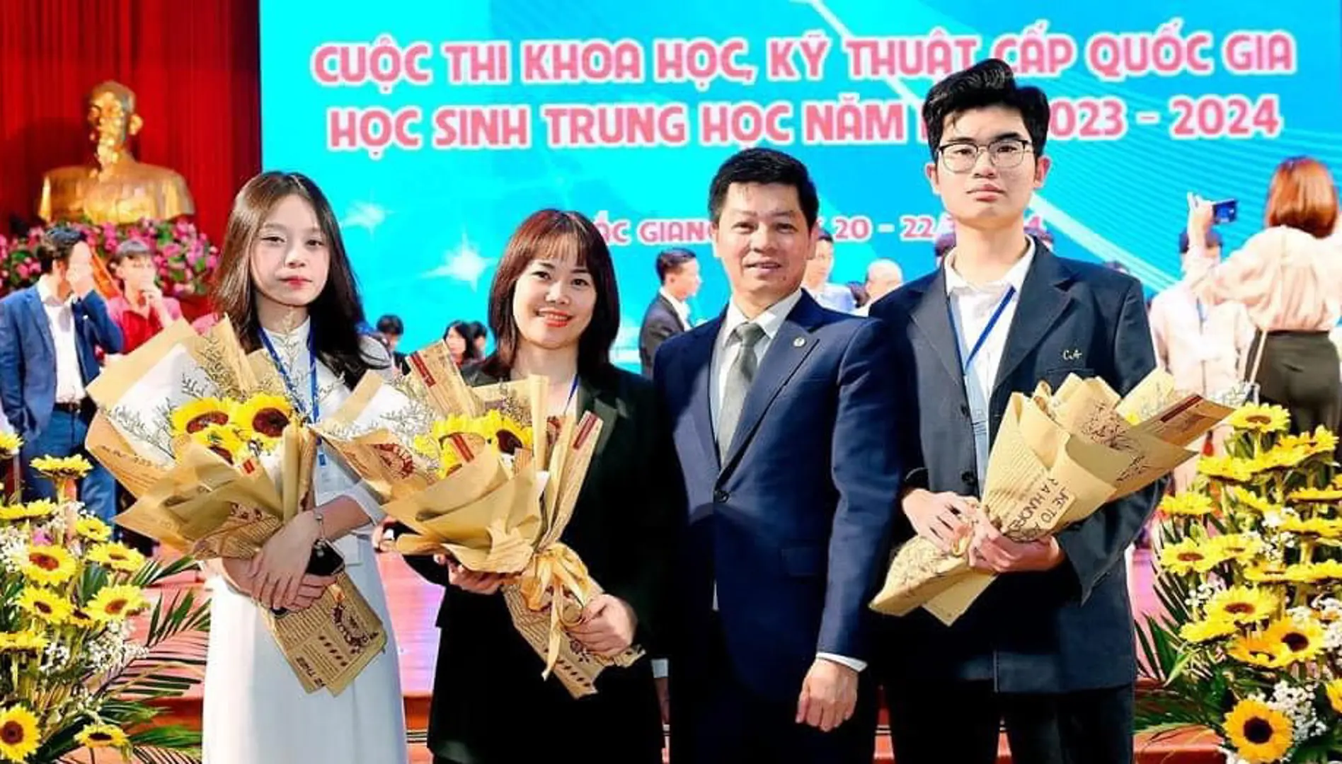 Nam sinh Hà Nội chia sẻ dự án khoa học kỹ thuật dự thi quốc tế