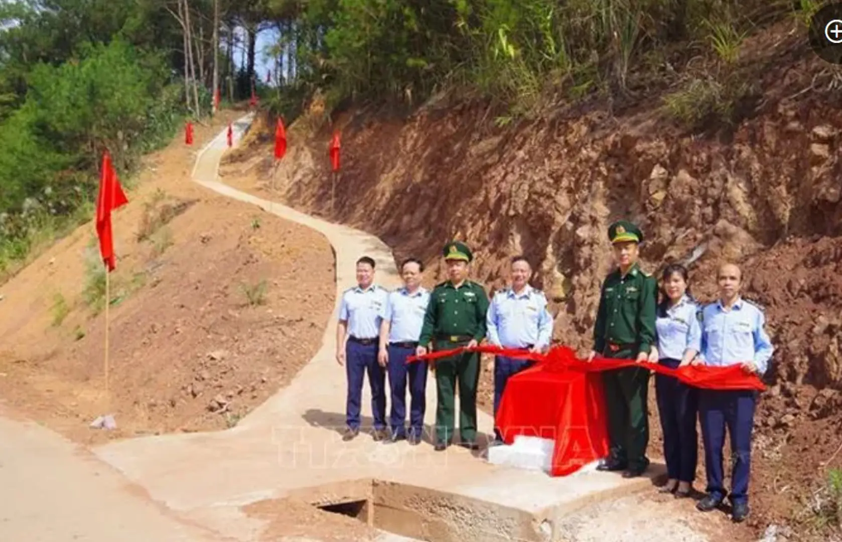 Lạng Sơn:  khánh thành 11 đường kiểm tra cột mốc bảo vệ biên giới