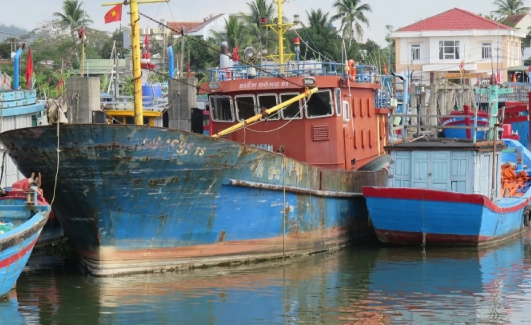 Cần sớm tháo gỡ khó khăn cho ngư dân trong vay vốn ngân hàng