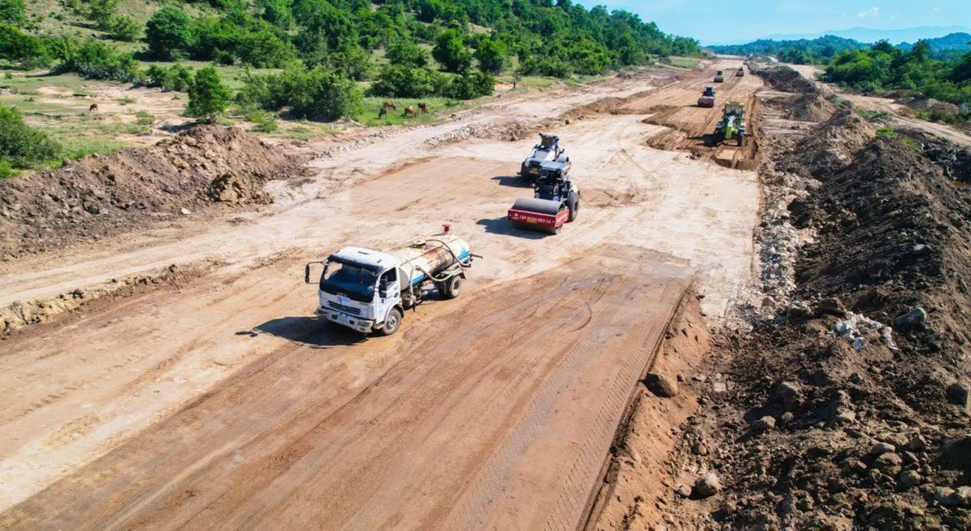 Bảo đảm vật liệu san lấp dự án giao thông trọng điểm khu vực phía Nam