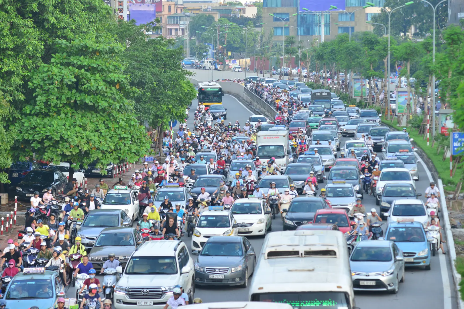 Giải bài toán áp lực giao thông đô thị