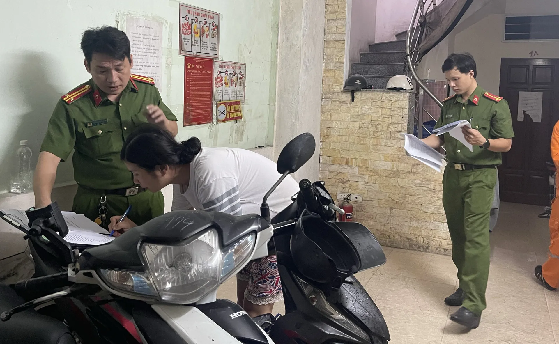 Cầu Giấy tổng kiểm tra công tác PCCC tại các nhà trọ cho thuê