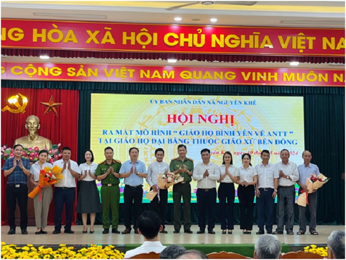 Huyện Đông Anh triển khai mô hình "Giáo họ bình yên về an ninh trật tự"