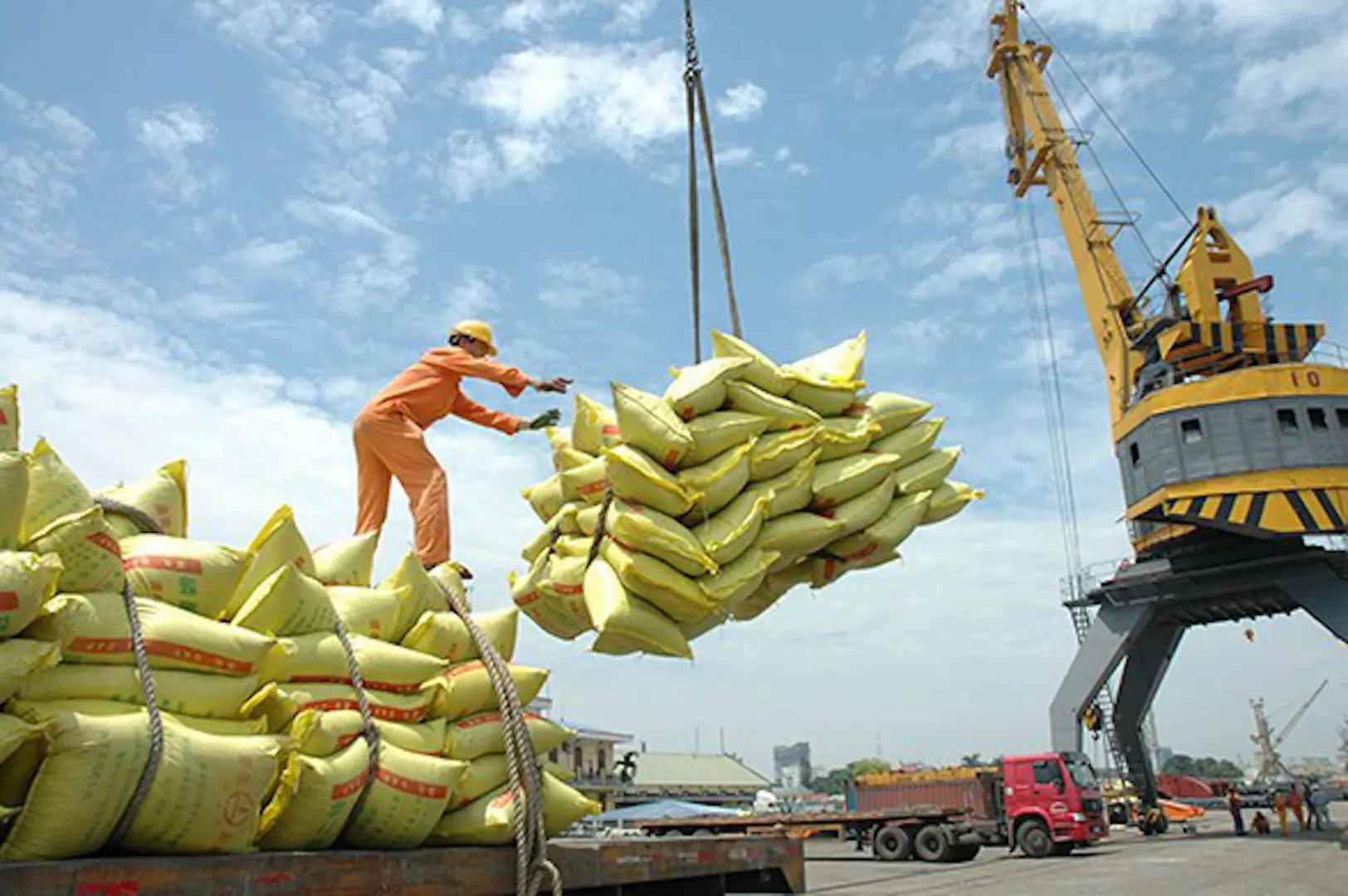 Giữ đà tăng trưởng cho xuất khẩu gạo