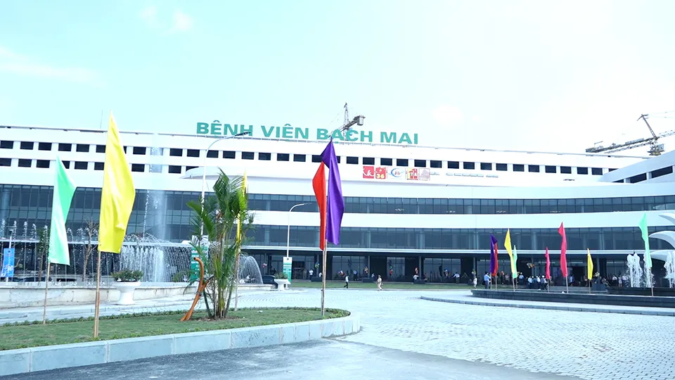 Chậm tiến độ dự án Bệnh viện Bạch Mai và Việt Đức, nguyên nhân do đâu?