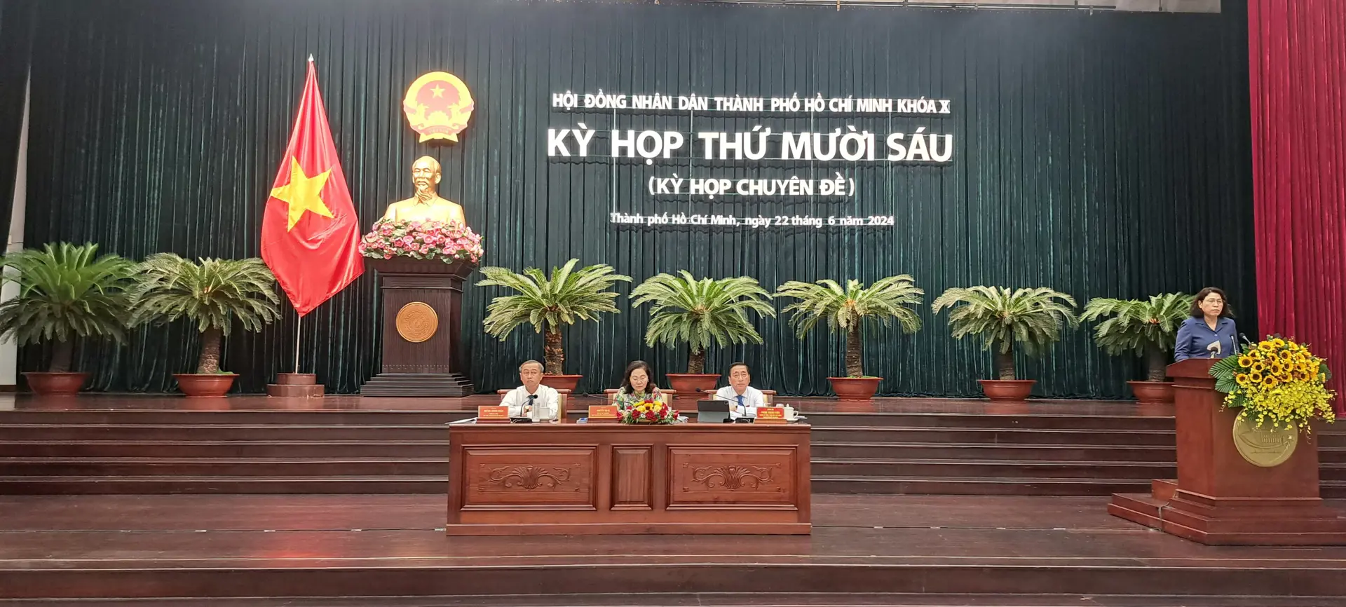 HĐND TP Hồ Chí Minh thông qua nhiều nghị quyết quan trọng