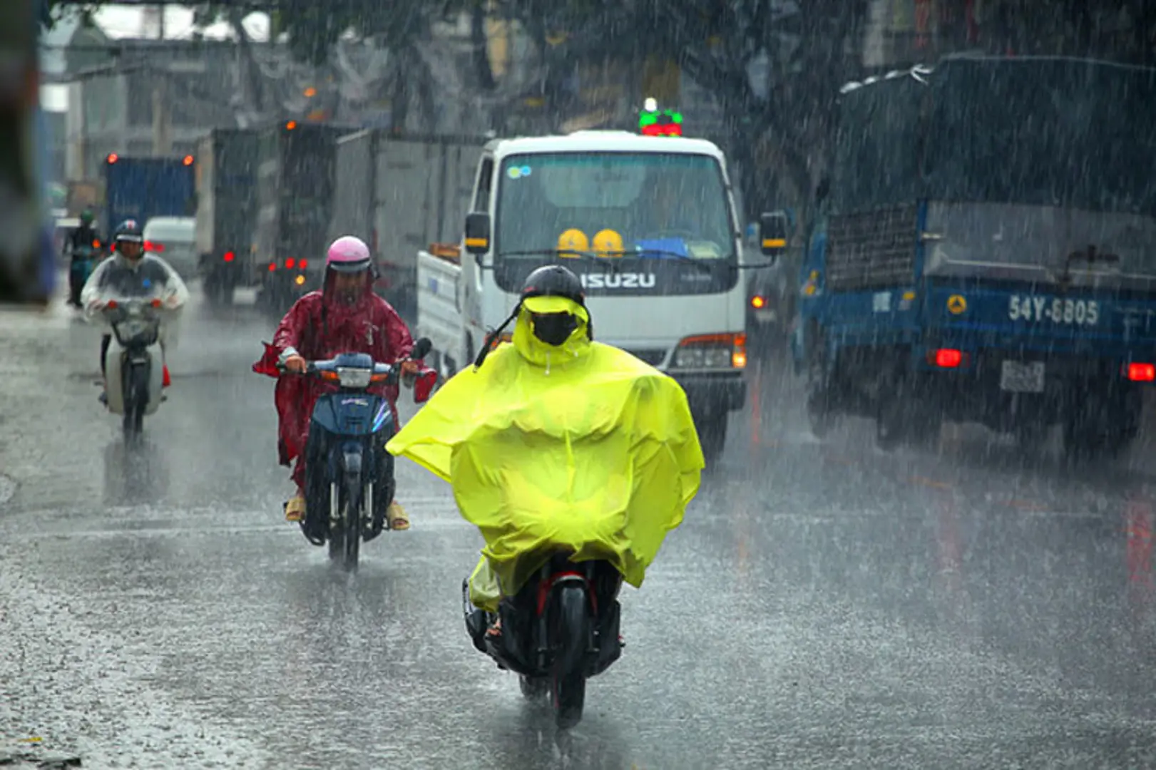 Dự báo thời tiết ngày 27/6/2024: Hà Nội nhiều mây, mưa to đến rất to