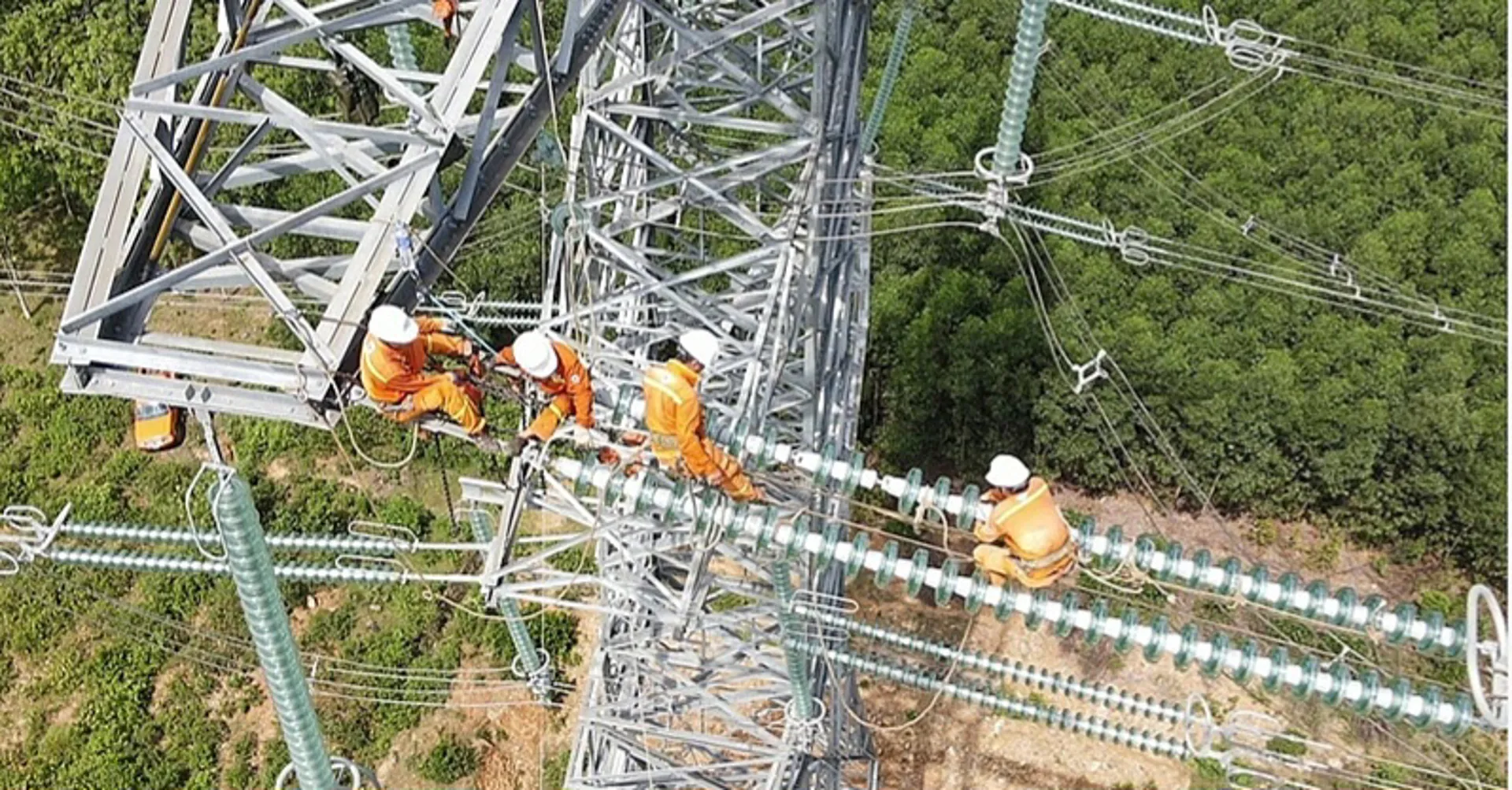 Thủ tướng: khánh thành đường dây 500 kV mạch 3 Quảng Trạch-Phố Nối trong tháng 7