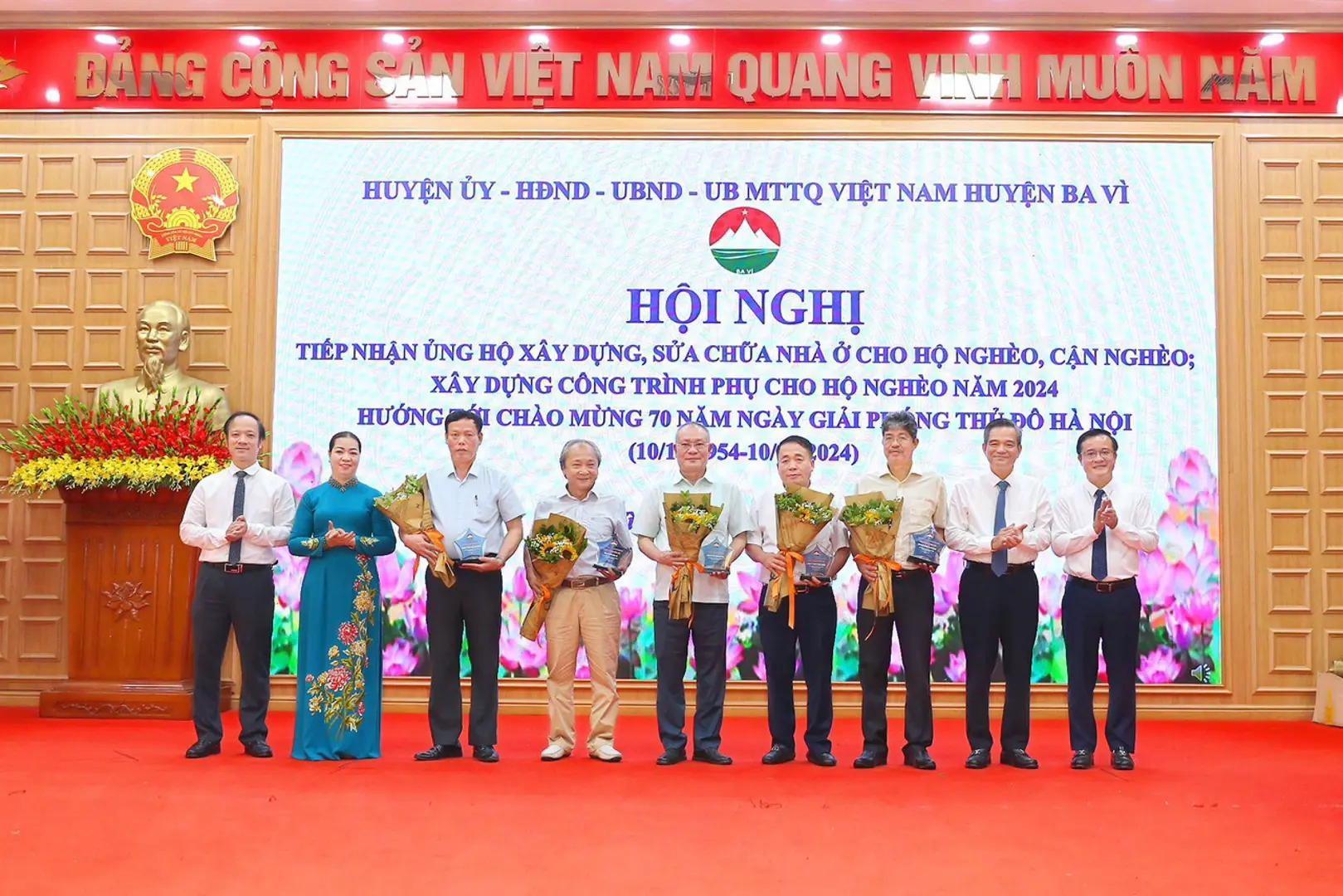 Ba Vì: tiếp nhận 6,5 tỷ đồng sửa chữa nhà ở cho hộ nghèo, cận nghèo