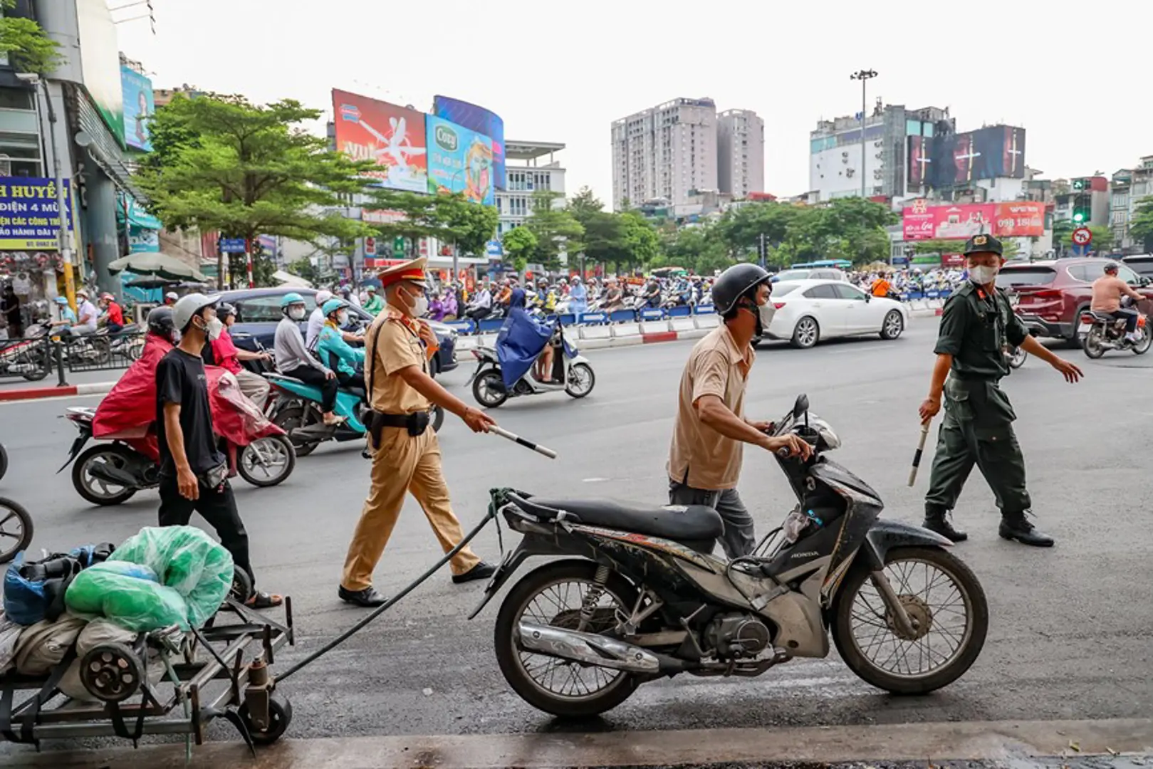 Hà Nội: xử lý hơn 94.000 trường hợp vi phạm ATGT trong quý II/2024