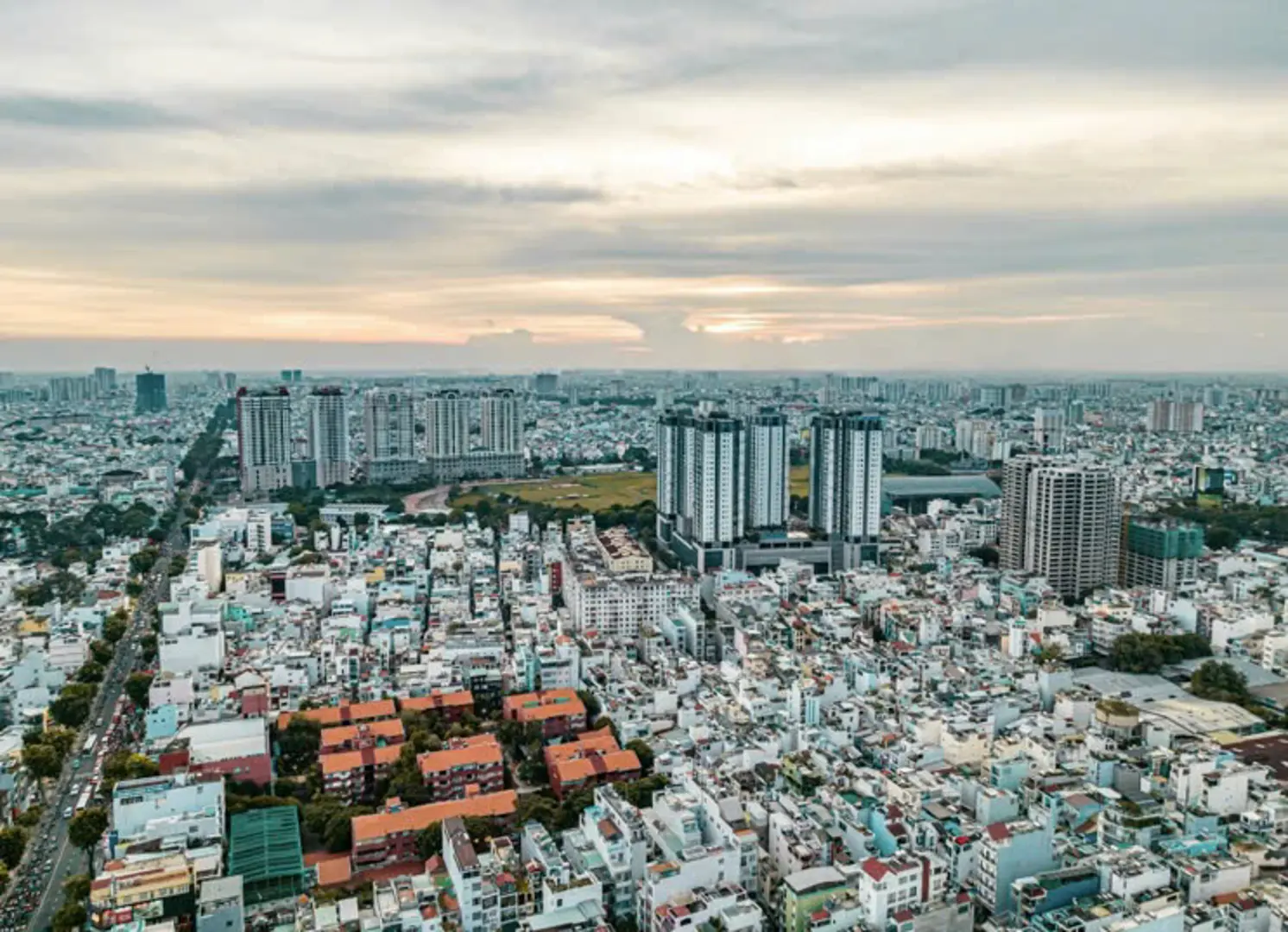 Nguồn cung nhà ở vừa túi tiền tại TP Hồ Chí Minh đang "cạn"!