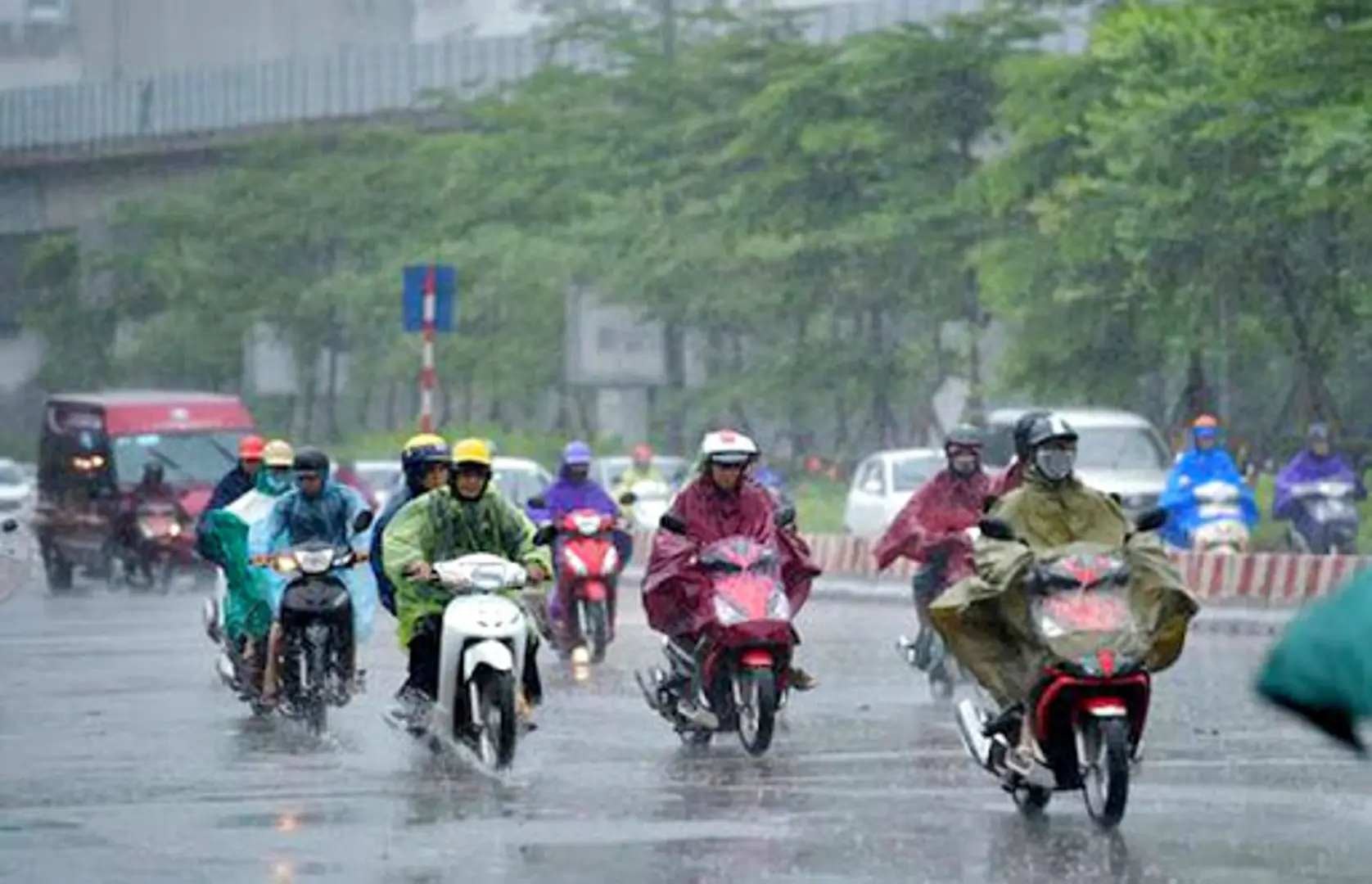 Dự báo thời tiết ngày 22/7/2024: Hà Nội đón gió Bắc về, mưa ngày đầu tuần