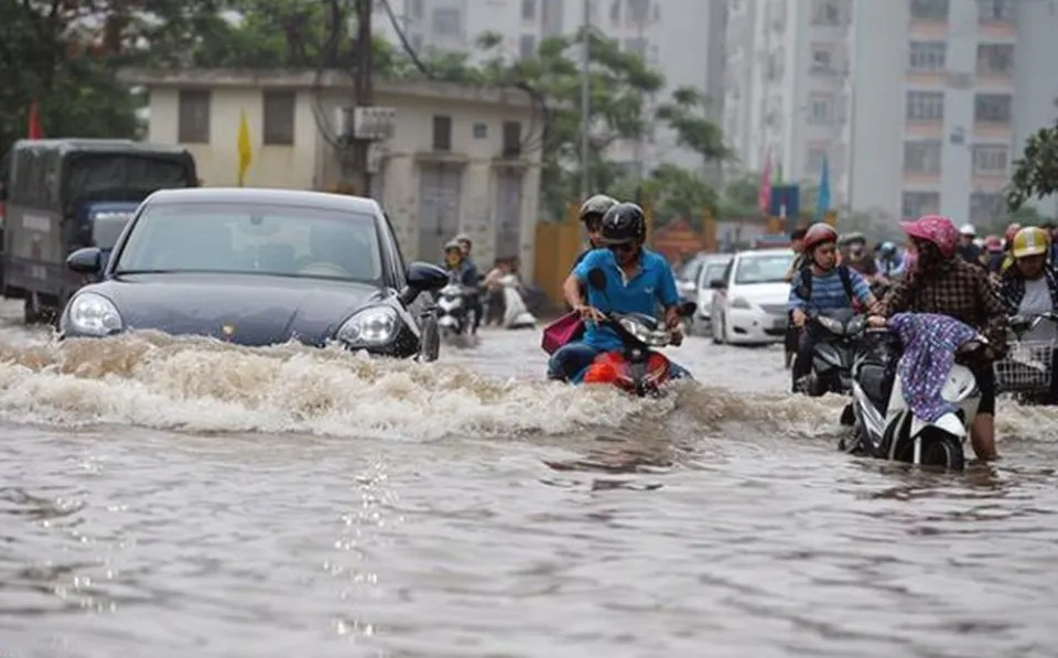 Cảnh báo ngập lụt khu vực nội thành Hà Nội