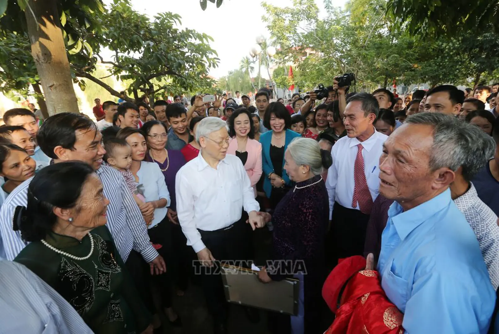 Tổng Bí thư mãi là "người anh cả" thân thương của Hội Phụ nữ Thủ đô