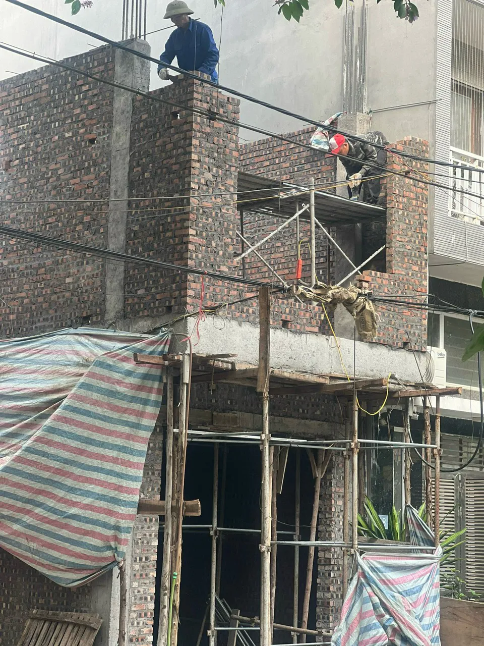 Quận Long Biên gia hạn giải quyết tố cáo vì “vụ việc phức tạp”