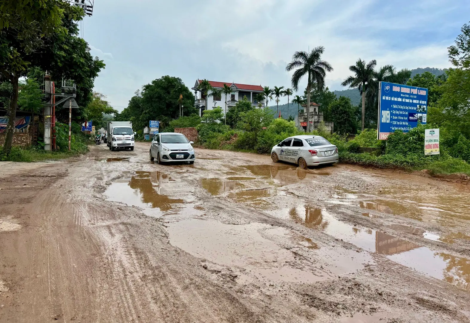 Huyện Sóc Sơn: dân khổ vì dự án giao thông 10 năm chưa hoàn thành