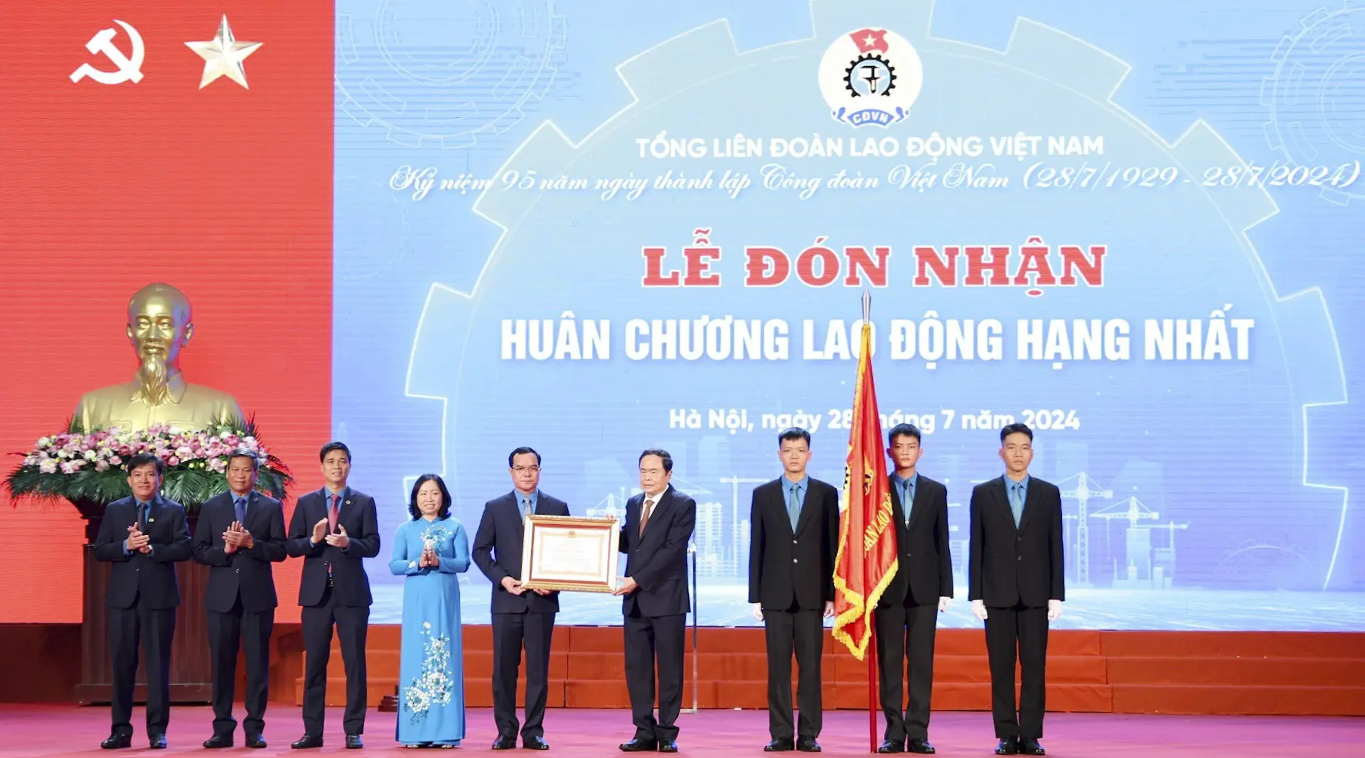 Công đoàn Việt Nam không ngừng lớn mạnh, trưởng thành, đồng hành cùng người lao động