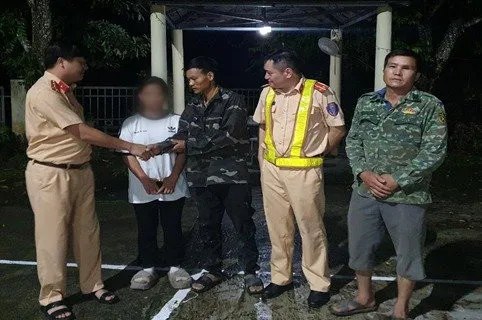 Ngăn chặn kịp thời cháu gái nghe người lạ bỏ nhà đi
