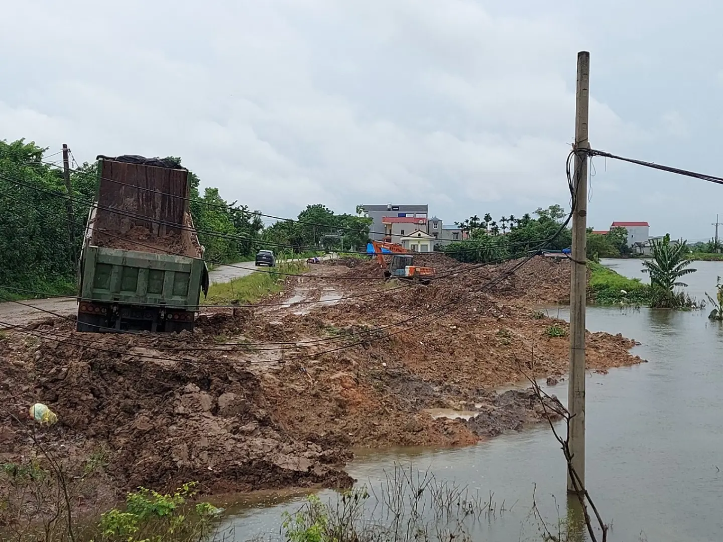 Huyện Chương Mỹ chuẩn bị phương án sẵn sàng ứng phó với siêu bão Yagi