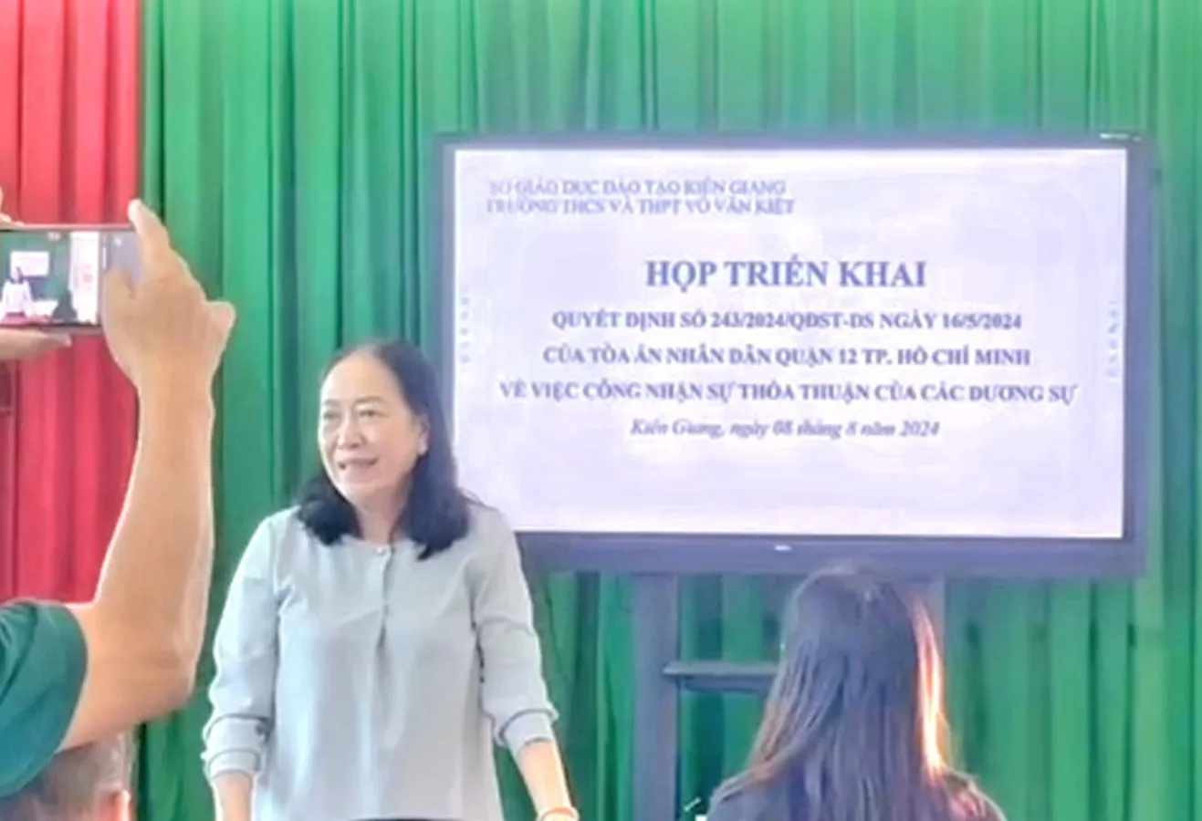 Nguyên Giám đốc Sở GD&ĐT Kiên Giang xin lỗi một cựu hiệu trưởng
