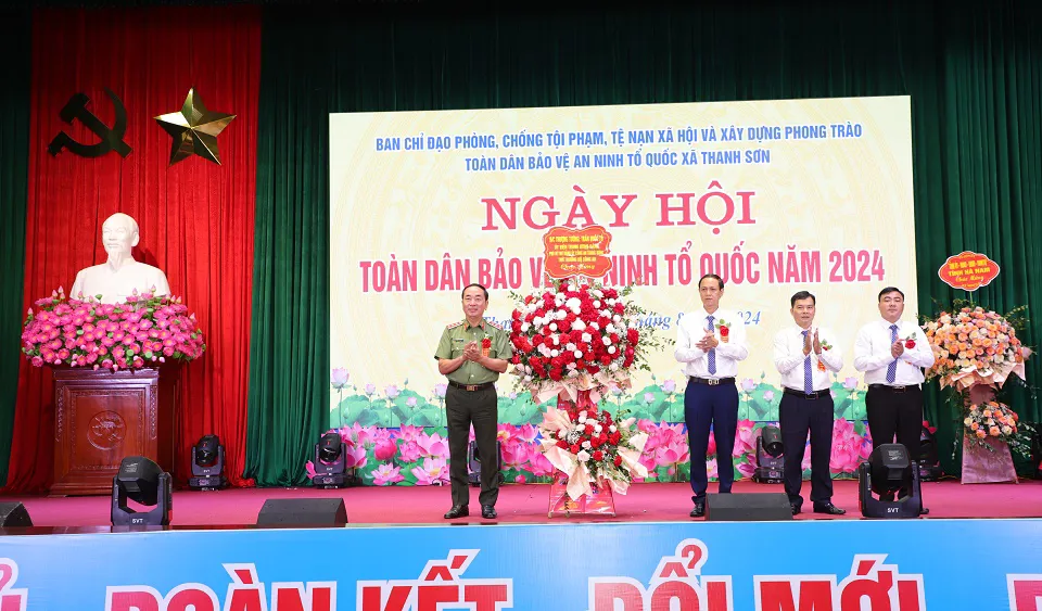 Sôi nổi Ngày hội toàn dân bảo vệ an ninh Tổ quốc tại Hà Nam