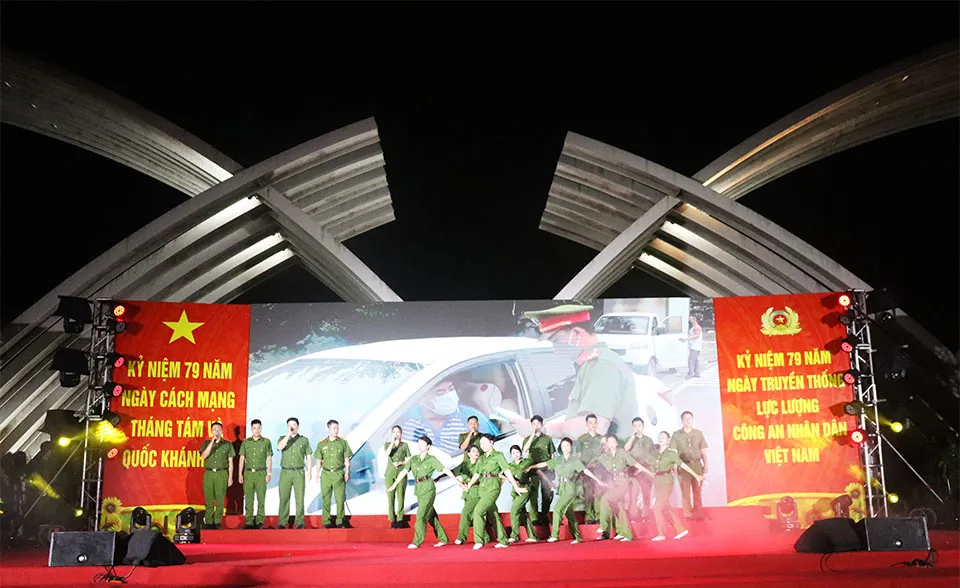 Quận Bắc Từ Liêm: ấn tượng liên hoan nghệ thuật “Hà Nội–niềm tin và hy vọng”