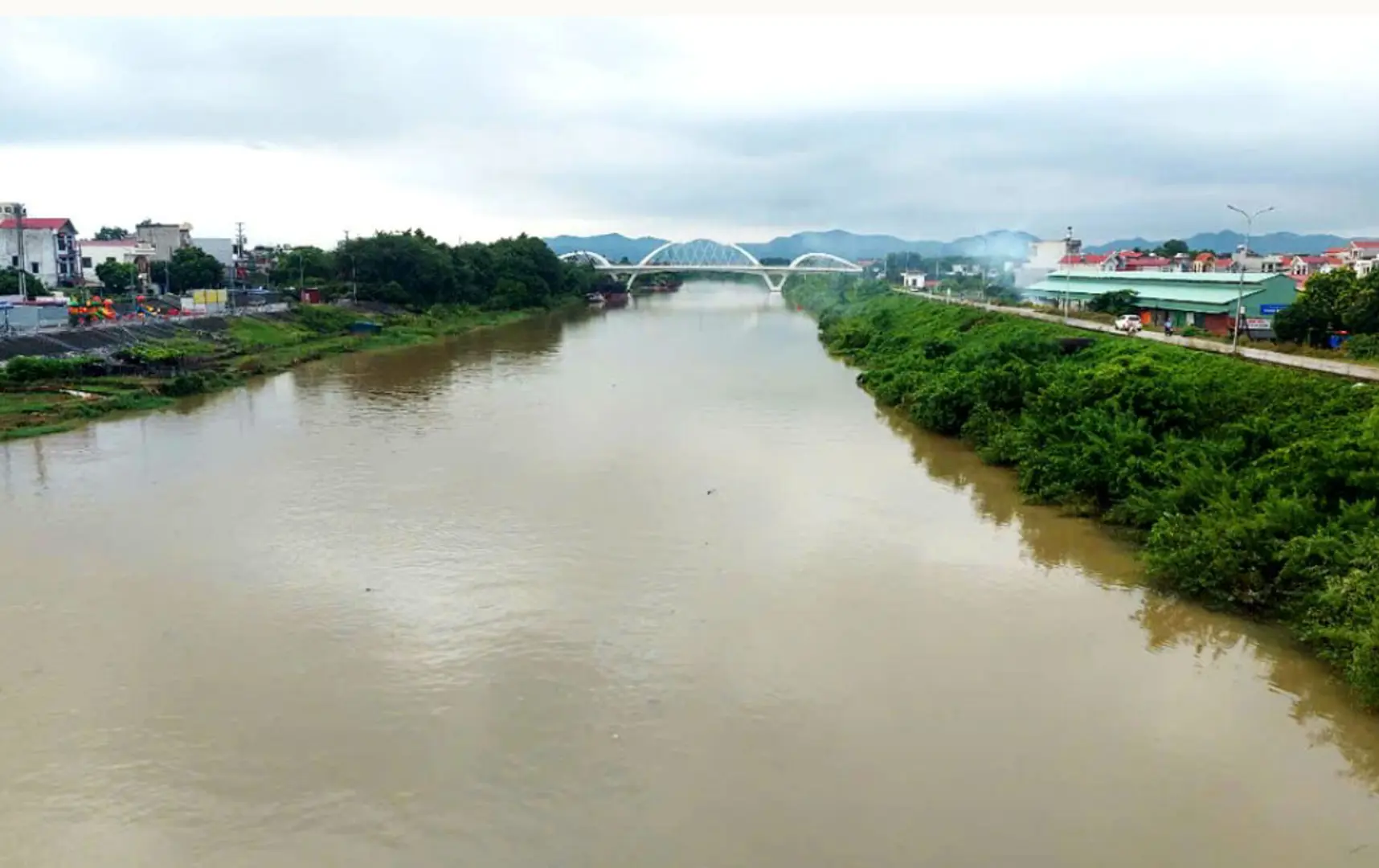 Bắc Giang: phát lệnh báo động số 1 trên sông Thương