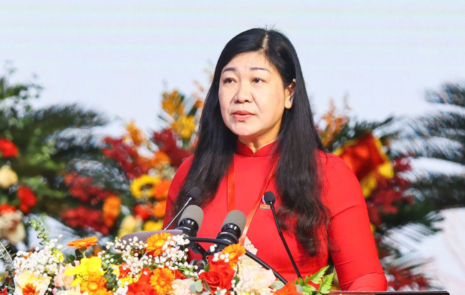 Bà Nguyễn Lan Hương tái đắc cử Chủ tịch Ủy ban MTTQ Việt Nam Thành phố Hà Nội
