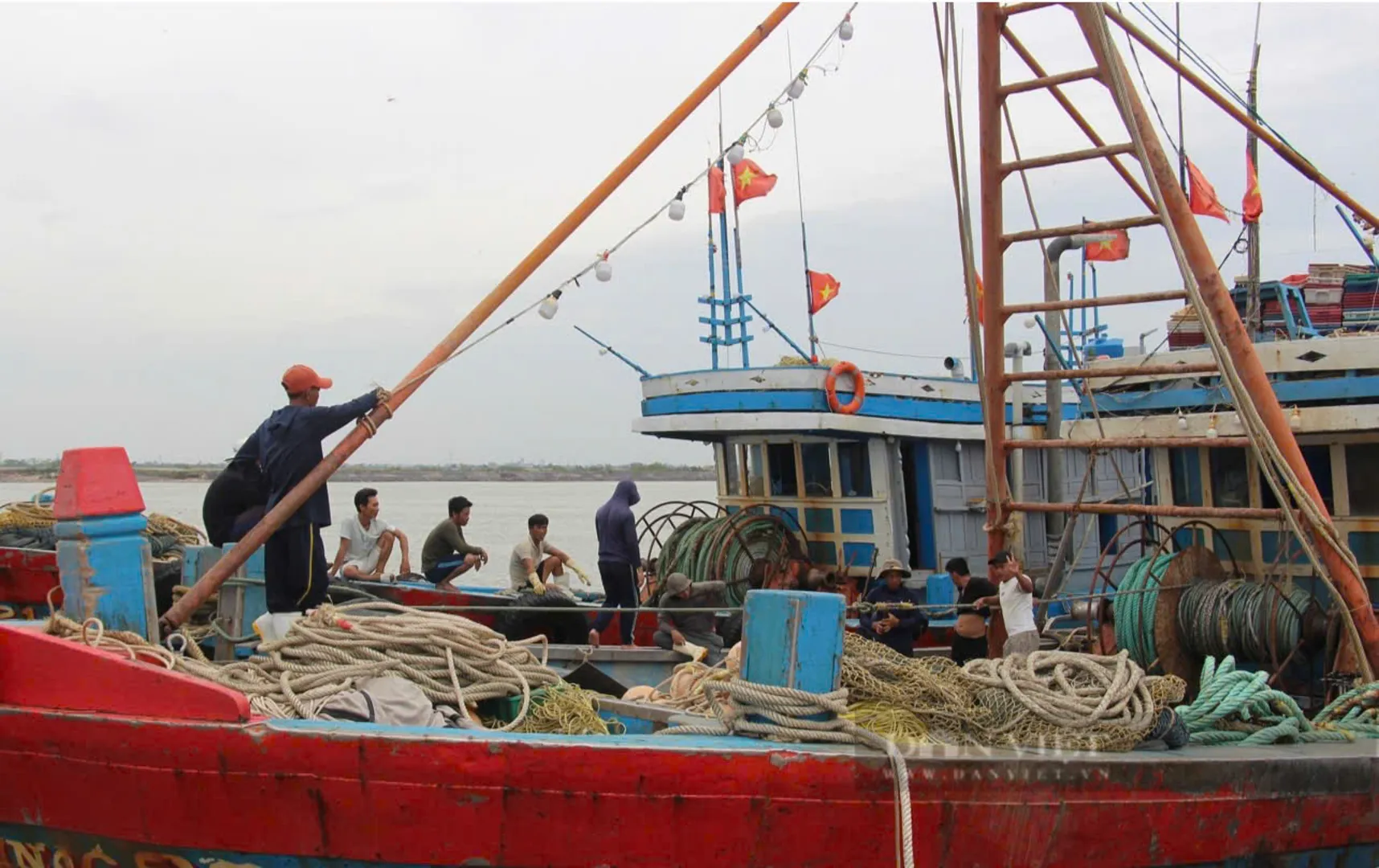 Nam Định: xử phạt hơn 1,2 tỷ đồng vi phạm trong khai thác thủy sản