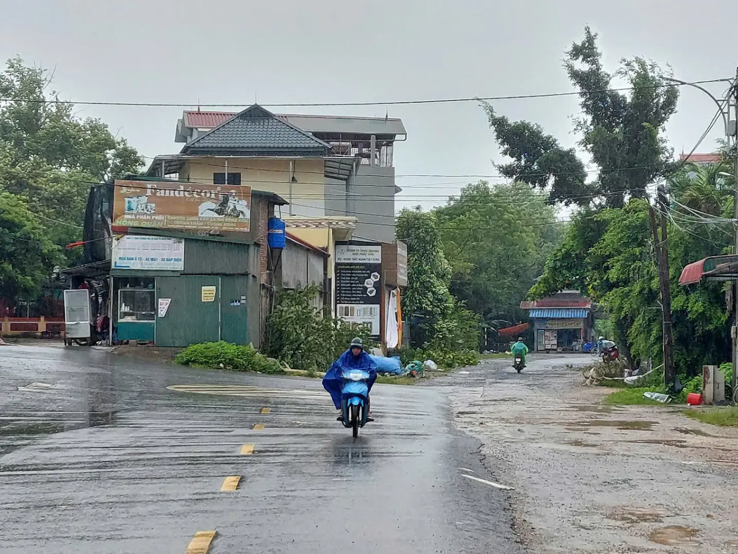 Huyện Chương Mỹ gấp rút triển khai các phương án ứng phó với "siêu bão" Yagi